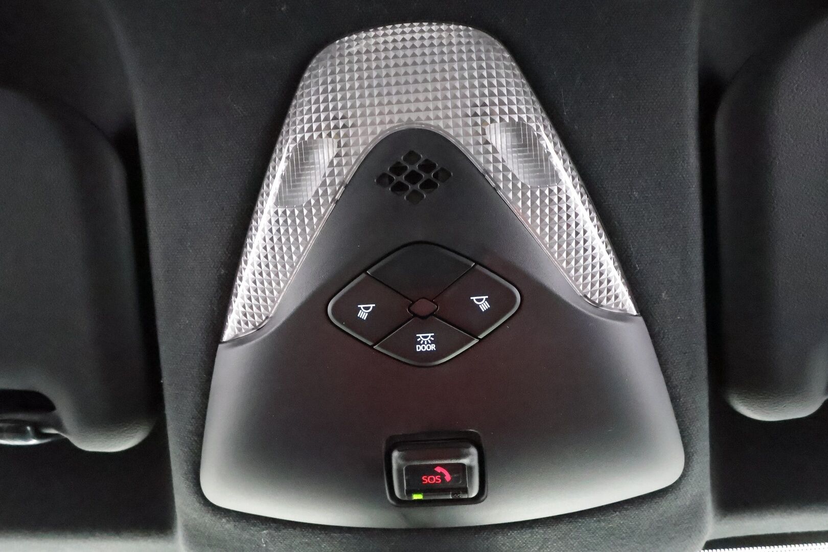 Toyota C-HR 2021 1,8 Hybrid GR Sport - | ACC | Koukku | Sähköpenkki | Nahka-alcantara | P.kamera | LED | Lane Assist | BSM | Keyless | Apple & Android | Lämm. ratti | Juuri huollettu |