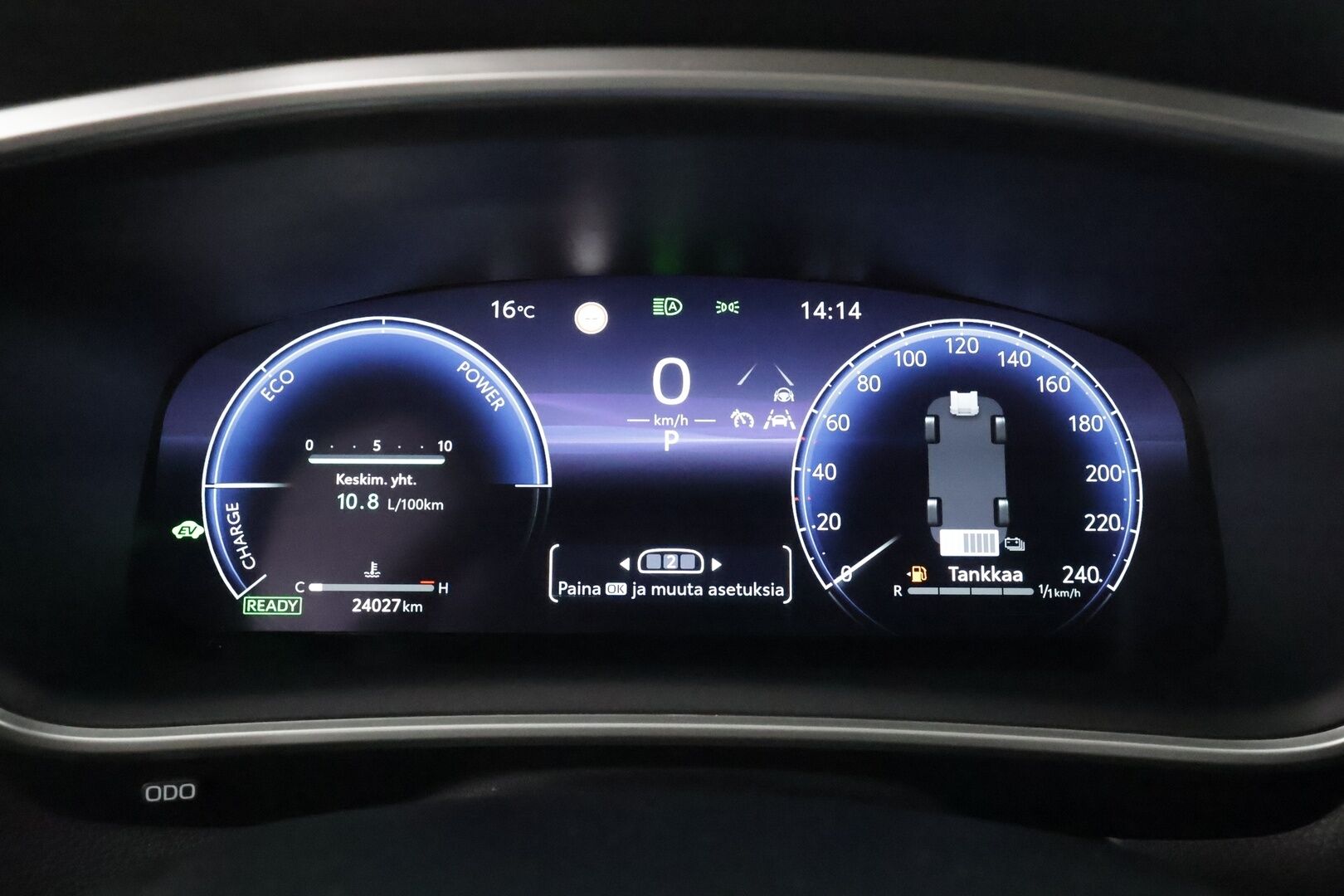 TOYOTA COROLLA CROSS 2024 1.8 Hybrid Style - | ACC | P.kamera ja tutkat | LDA | PDA | BSM | Keyless | LED | Digimittaristo | Lämm. ratti | Sähk. takaluukku | 2x renkaat aluin | Merkkihuollot | 