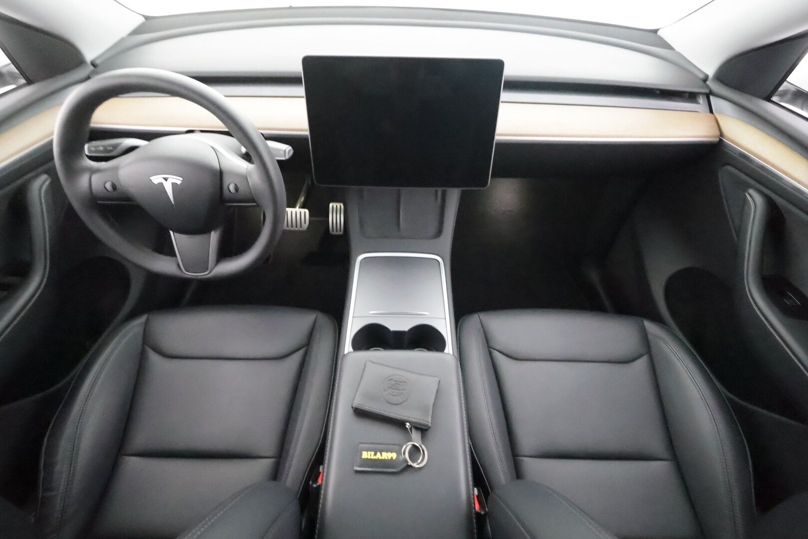 TESLA MODEL Y 2022 Performance - | ILP | Lasikatto | ACC | Matrix-LED | P.Kamera | Muistipenkki | Premium Audio | Navi | Kaistavahti | Keyless | 