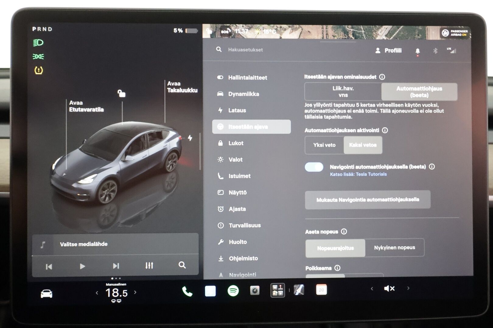 Tesla Model Y 2023 RWD - | ILP | ACC | Lasikatto | Matrix-LED | P.Kamera | Muistipenkki | Premium Audio | Navi | Kaistavahti | Keyless | 2x Latauskaapelit | Kahdet renkaat |