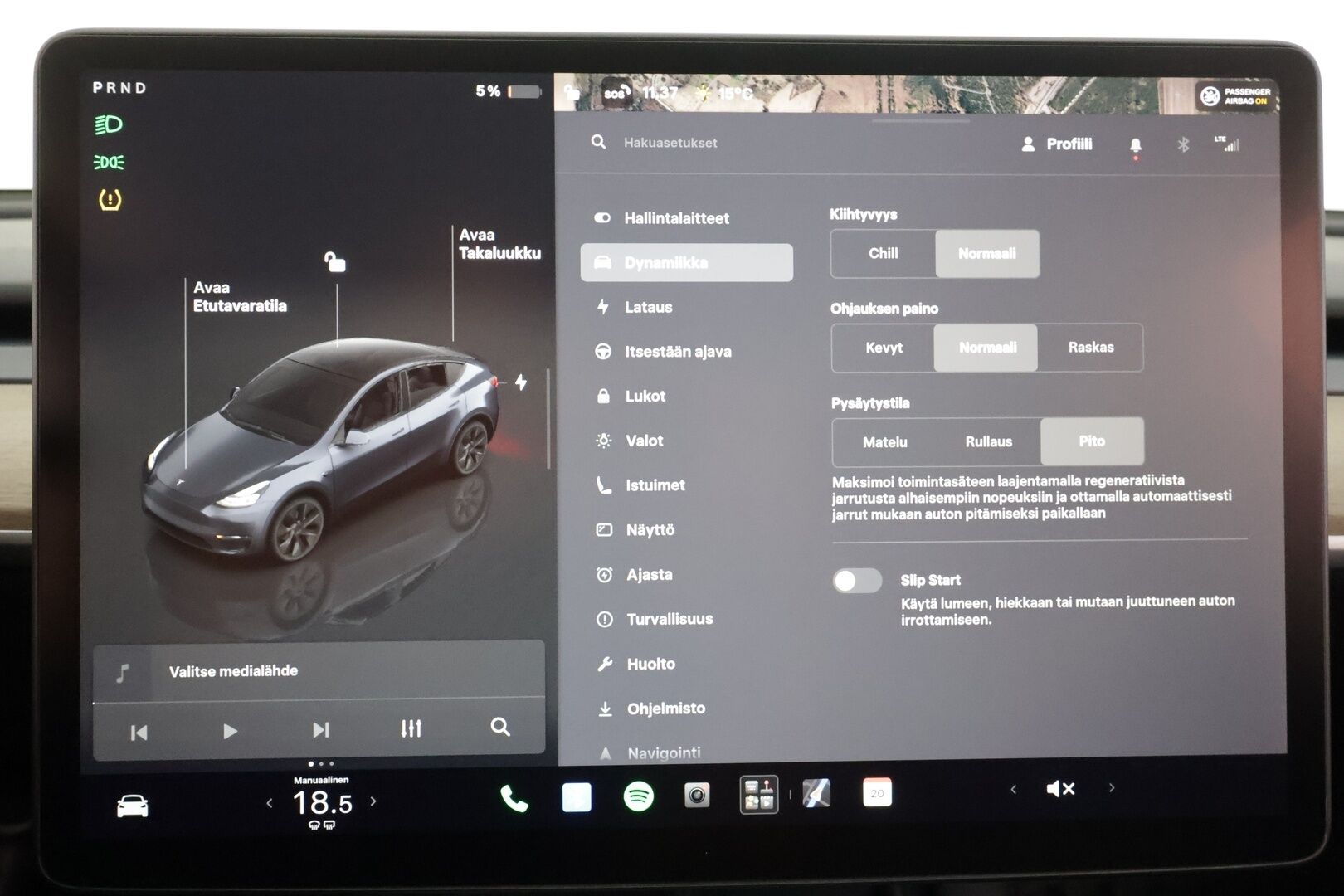 Tesla Model Y 2023 RWD - | ILP | ACC | Lasikatto | Matrix-LED | P.Kamera | Muistipenkki | Premium Audio | Navi | Kaistavahti | Keyless | 2x Latauskaapelit | Kahdet renkaat |