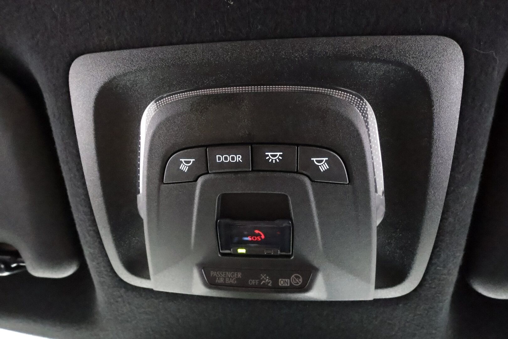 TOYOTA COROLLA CROSS 2023 2,0 AWD-i Style - | ACC | LED | P.kamera | Keyless | Navi | Apple & Android | LDA | PDA | RSA | Lämm. ratti | Digimittaristo | Aut. pitkät | 2x renkaat aluin | ALV |