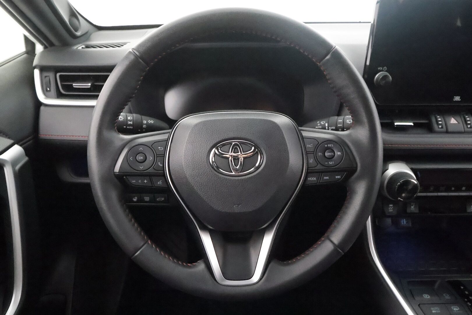 TOYOTA RAV4 PLUG-IN 2024 2,5 Hybrid AWD-i Intense - | ACC | ILP | JBL | Puolinahat | Sähköpenkki | Digimittaristo | P.kamera | Keyless | LTA | BSM | Lämm. ratti ja tuulilasi | Apple & Android | Sähk. takaluukku | 