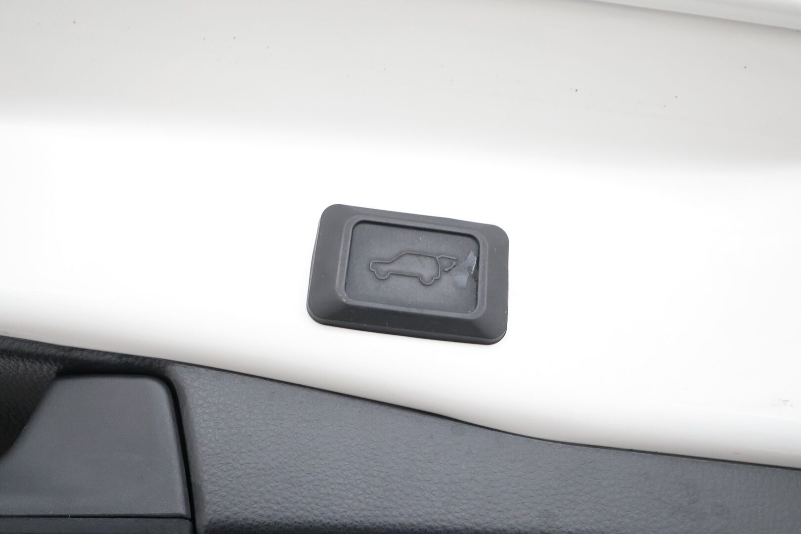 TOYOTA RAV4 PLUG-IN 2024 2,5 Hybrid AWD-i Intense - | ACC | ILP | JBL | Puolinahat | Sähköpenkki | Digimittaristo | P.kamera | Keyless | LTA | BSM | Lämm. ratti ja tuulilasi | Apple & Android | Sähk. takaluukku | 