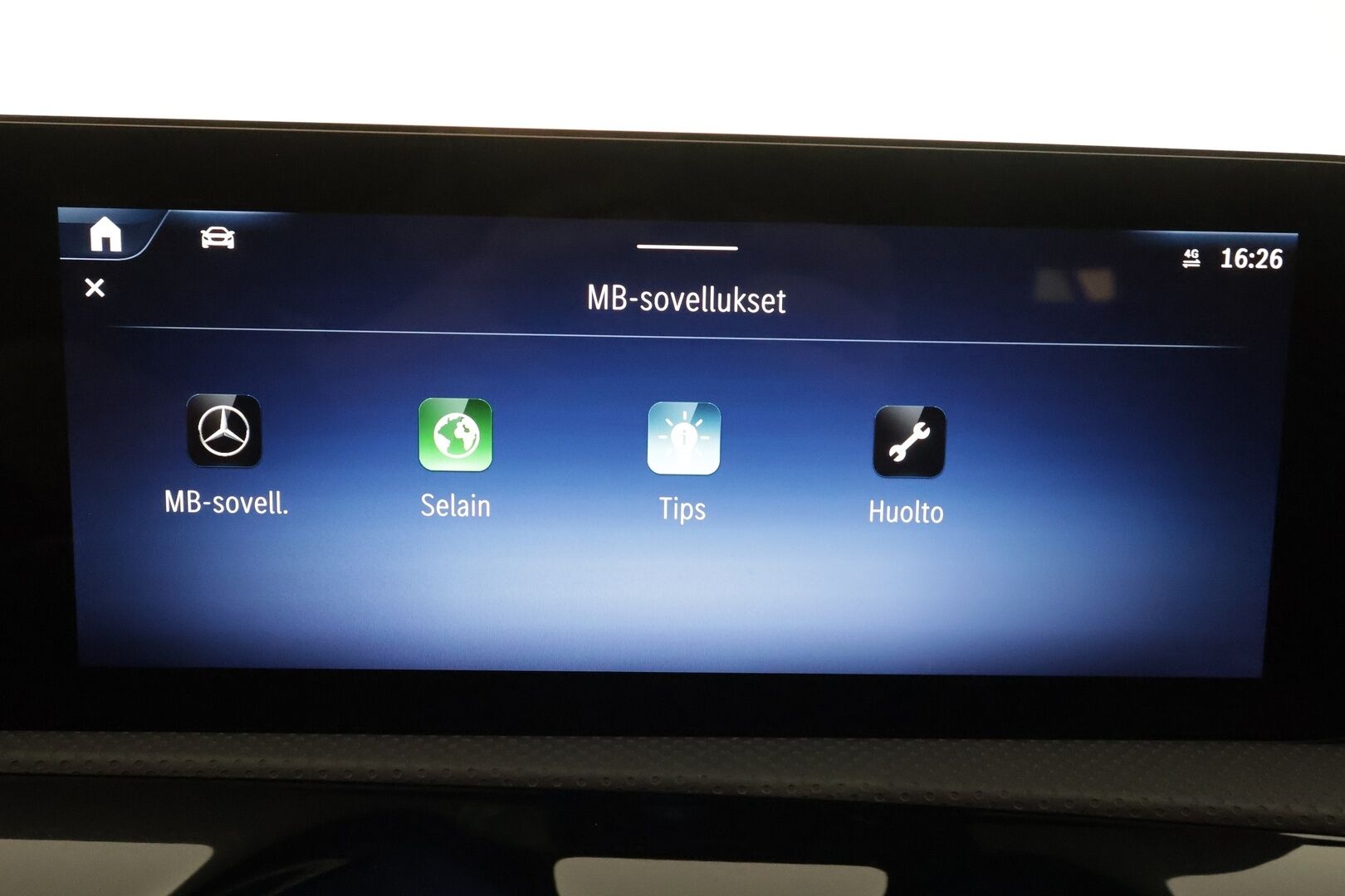 MERCEDES-BENZ A 2023 250 e A Business AMG - Facelift | Flatbottom  Widescreen | P.Kamera | LED-High Performance | Keyless | Kaistavahti | Navi | Ambient | Nahka-alcantara | Kahdet renkaat |
