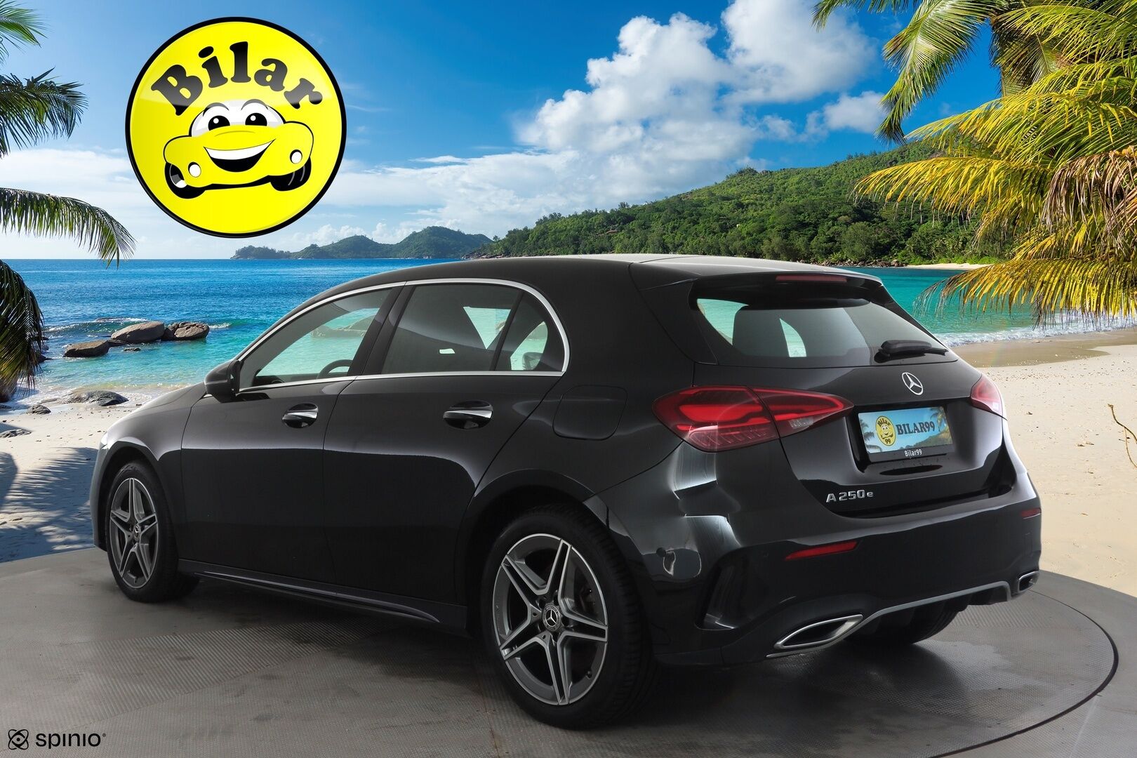 MERCEDES-BENZ A 2023 250 e A Business AMG - Facelift | Flatbottom  Widescreen | P.Kamera | LED-High Performance | Keyless | Kaistavahti | Navi | Ambient | Nahka-alcantara | Kahdet renkaat |