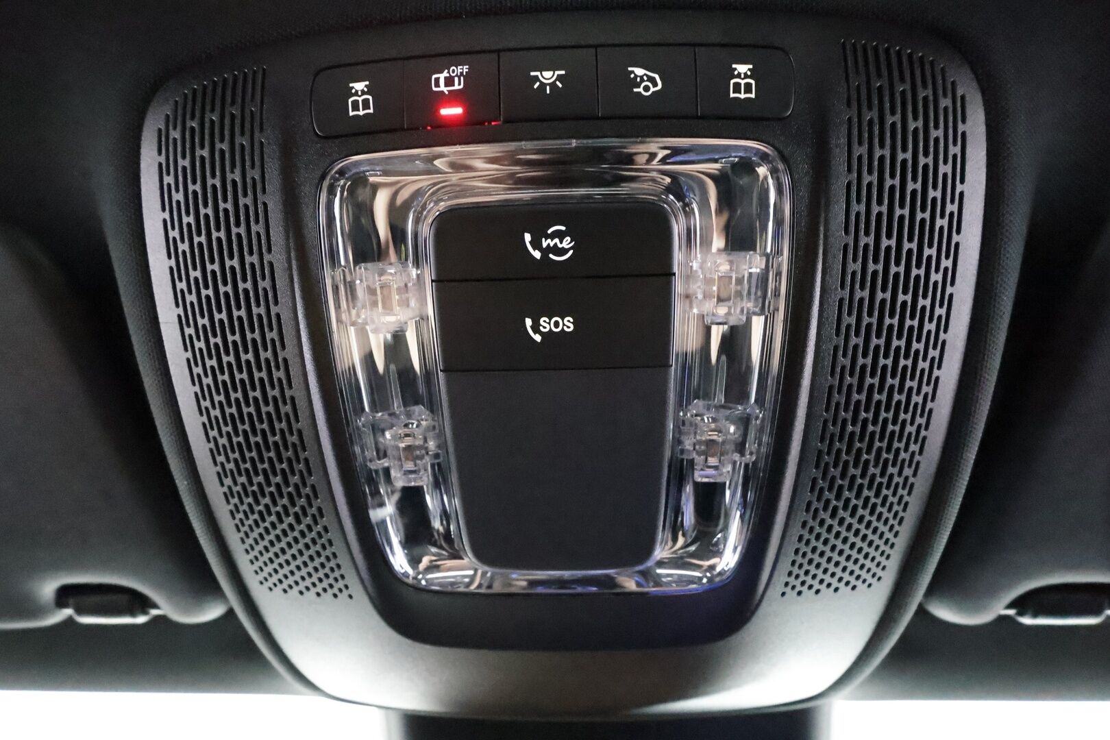 MERCEDES-BENZ A 2023 250 e A Business AMG - Facelift | Flatbottom  Widescreen | P.Kamera | LED-High Performance | Keyless | Kaistavahti | Navi | Ambient | Nahka-alcantara | Kahdet renkaat |