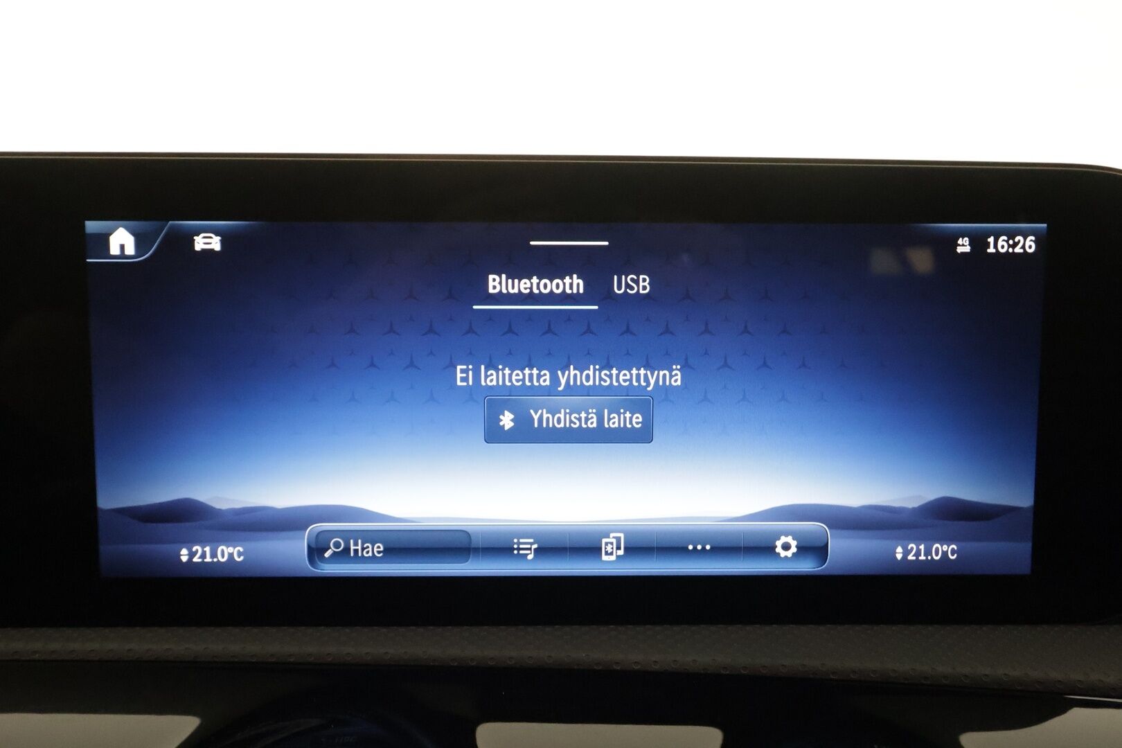 MERCEDES-BENZ A 2023 250 e A Business AMG - Facelift | Flatbottom  Widescreen | P.Kamera | LED-High Performance | Keyless | Kaistavahti | Navi | Ambient | Nahka-alcantara | Kahdet renkaat |