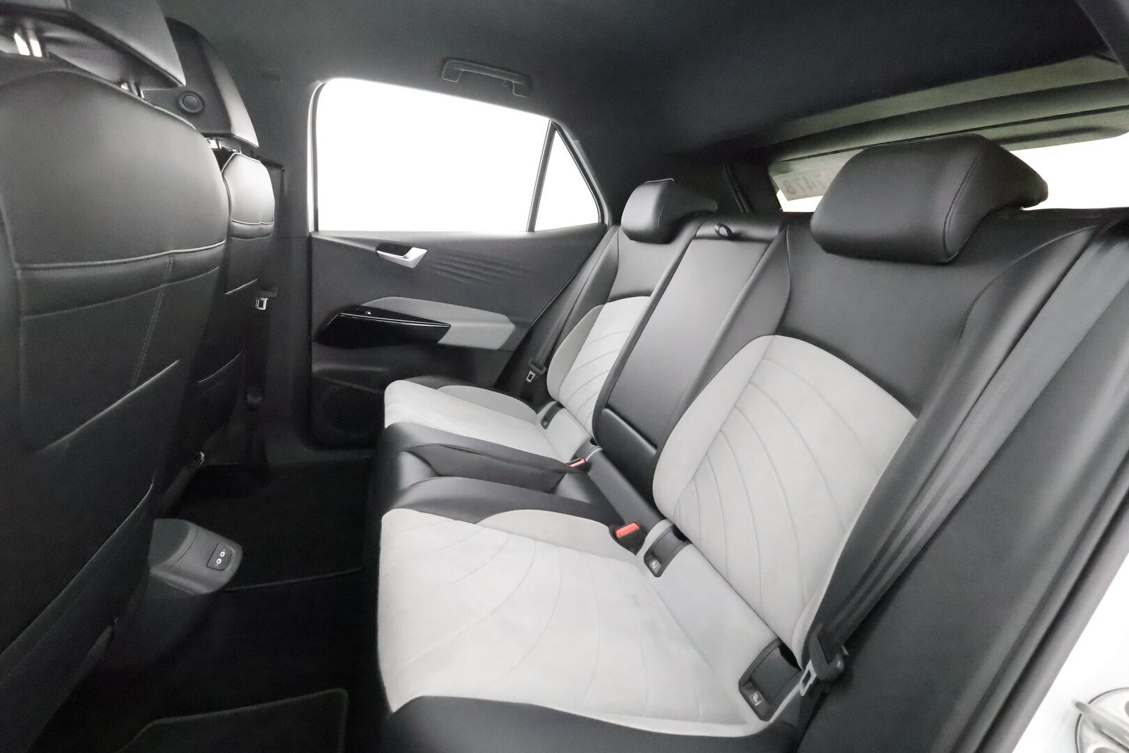 VOLKSWAGEN ID.3 2022 Pro S Tour 150 kW, akku 77 kWh - | ILP | ACC | Matrix-LED | P.Kamera | Kaistavahti | Keyless | Navi | Digimittaristo | 2x Latauskaapelit | Merkkihuollot | 