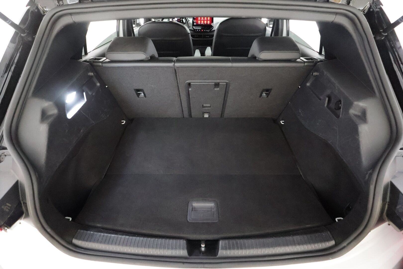 VOLKSWAGEN ID.3 2022 Pro S Tour 150 kW, akku 77 kWh - | ILP | ACC | Matrix-LED | P.Kamera | Kaistavahti | Keyless | Navi | Digimittaristo | 2x Latauskaapelit | Merkkihuollot | 