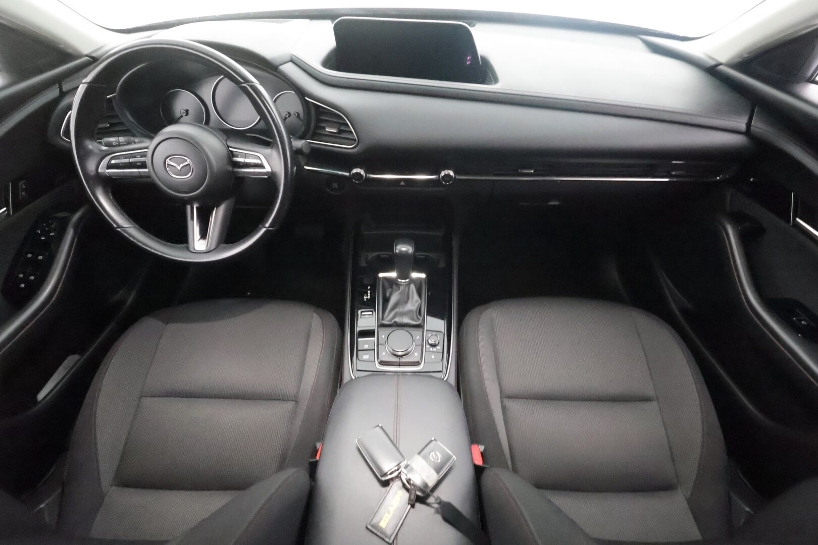 MAZDA CX-30 2023 0 e-SKYACTIV-X 2.0 B AWD HOMURA - | ACC | Koukku | HUD | 360° | BOSE | Lane Assist | BSM | CTA | LED | Navi | Apple & Android | Keyless | Sähk. takaluukku | 2x renkaat aluin | ALV |