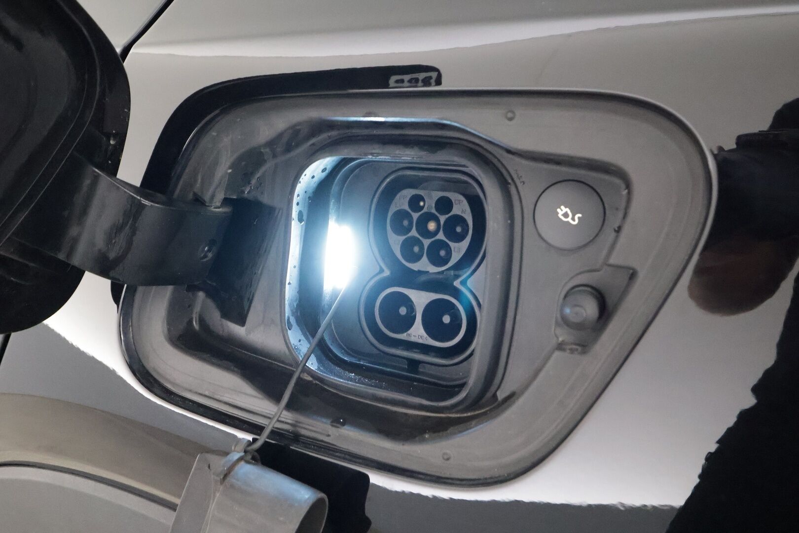 Volvo XC40 2023 Recharge Single Motor Ultimate - | ACC | ILP | Koukku | Harman/kardon | Panorama | 360° | Muistipenkki | Sporttipenkit sähköllä | BLIS | Pilot Assist | 2x renkaat aluin | Merkkihuollot |  