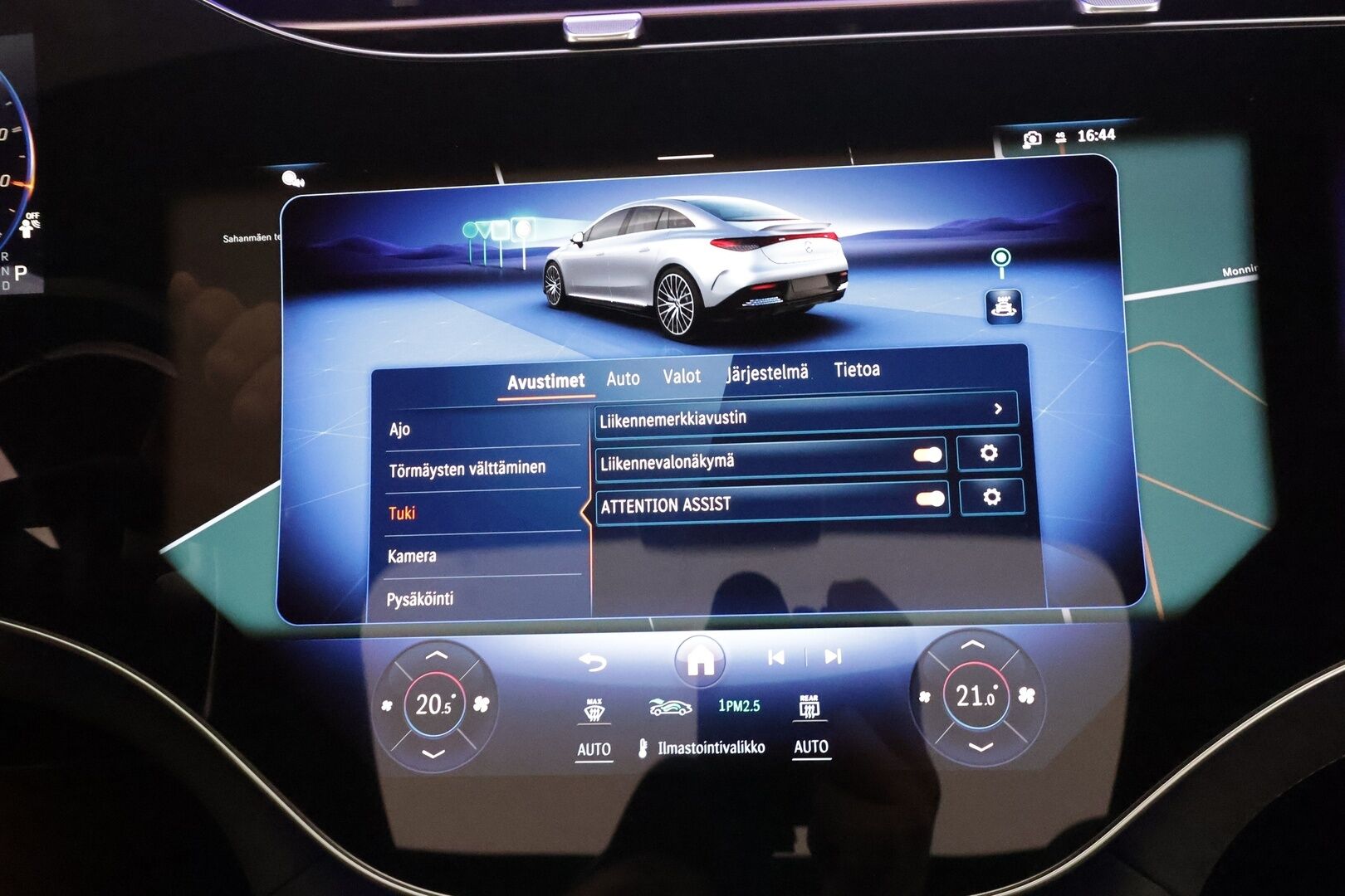 MERCEDES-BENZ EQE 2025 43 AMG - | ILP | Burmester | Nelipyöräohjaus | Panorama | Distronic | Hierovat&Ilmastoidut Comfort-penkit Muistilla | 360 | Hypescreen | Digital-LED | HUD | Airmatic DC | Keyless | 2x Latauskaapelit | 