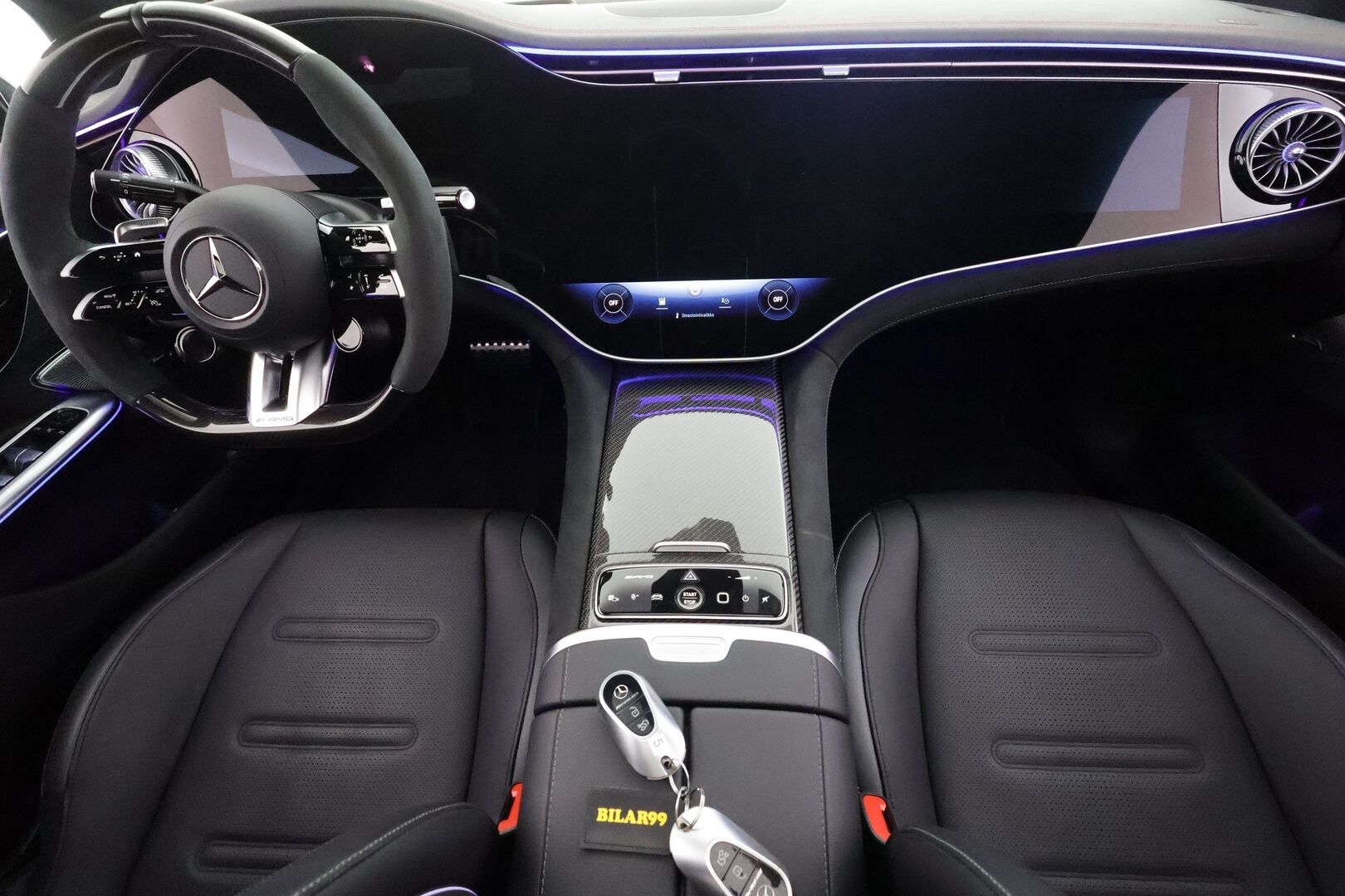 MERCEDES-BENZ EQE 2025 43 AMG - | ILP | Burmester | Nelipyöräohjaus | Panorama | Distronic | Hierovat&Ilmastoidut Comfort-penkit Muistilla | 360 | Hypescreen | Digital-LED | HUD | Airmatic DC | Keyless | 2x Latauskaapelit | 