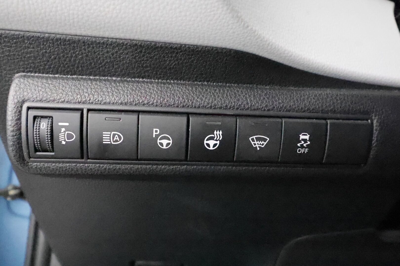 TOYOTA COROLLA 2019 Touring Sports 2,0 Hybrid Style - | ACC | P.Kamera | Koukku | LED | Navi | Kaistavahti | Lämmitettävä ohjauspyörä | Kahdet renkaat | Merkkihuollot |