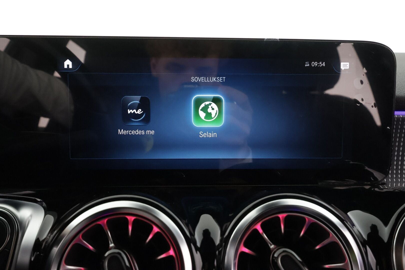 MERCEDES-BENZ EQB 2023 300 4Matic  - | Distronic | ILP | Widescreen | Ambient Light | Lane Assist | BSM | Navi | P.kamera ja tutkat | 2x renkaat aluin | Merkkihuollot | ALV | 