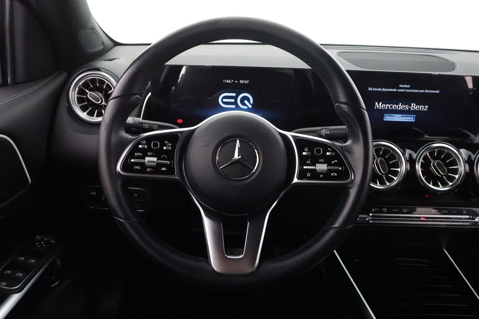 MERCEDES-BENZ EQB 2023 300 4Matic  - | Distronic | ILP | Widescreen | Ambient Light | Lane Assist | BSM | Navi | P.kamera ja tutkat | 2x renkaat aluin | Merkkihuollot | ALV | 
