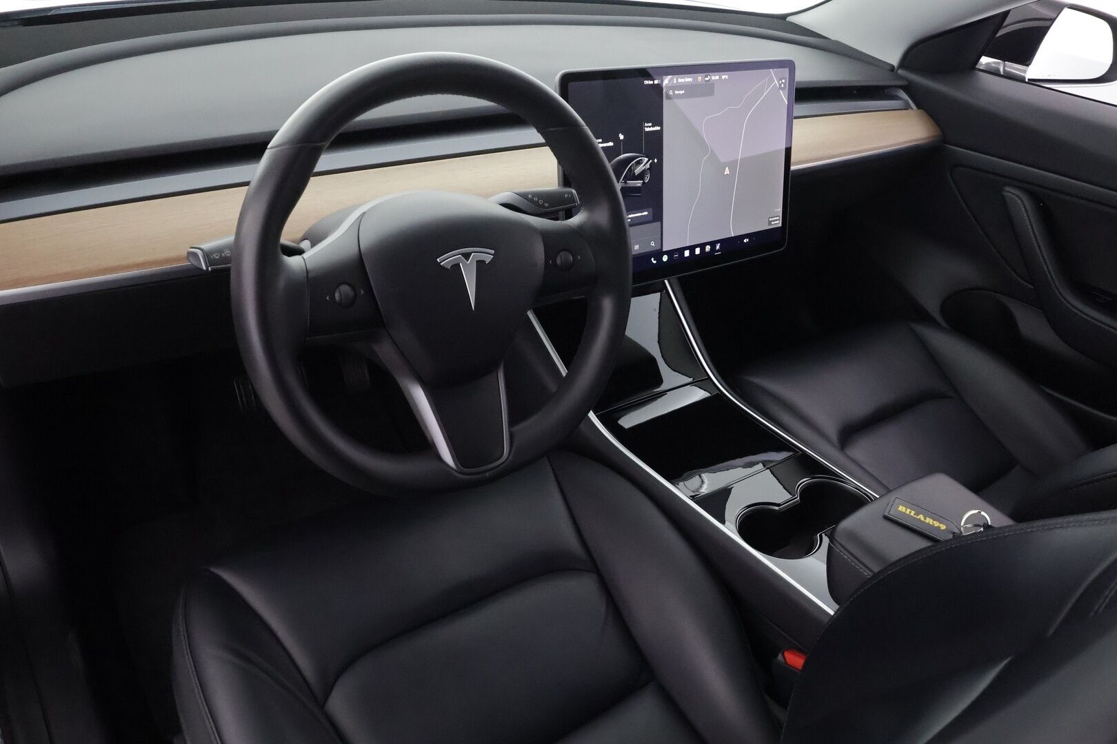 Tesla Model 3 2020 Standard Range Plus - | Lasikatto | ACC | LED | P.Kamera | Muistipenkki | Premium Speakers | Kaistavahti | Navi | Keyless | Kahdet renkaat |