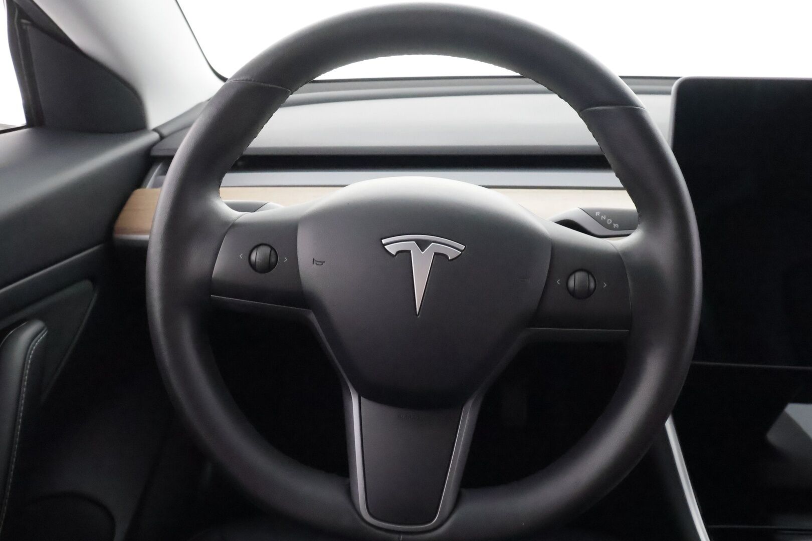 Tesla Model 3 2020 Standard Range Plus - | Lasikatto | ACC | LED | P.Kamera | Muistipenkki | Premium Speakers | Kaistavahti | Navi | Keyless | Kahdet renkaat |