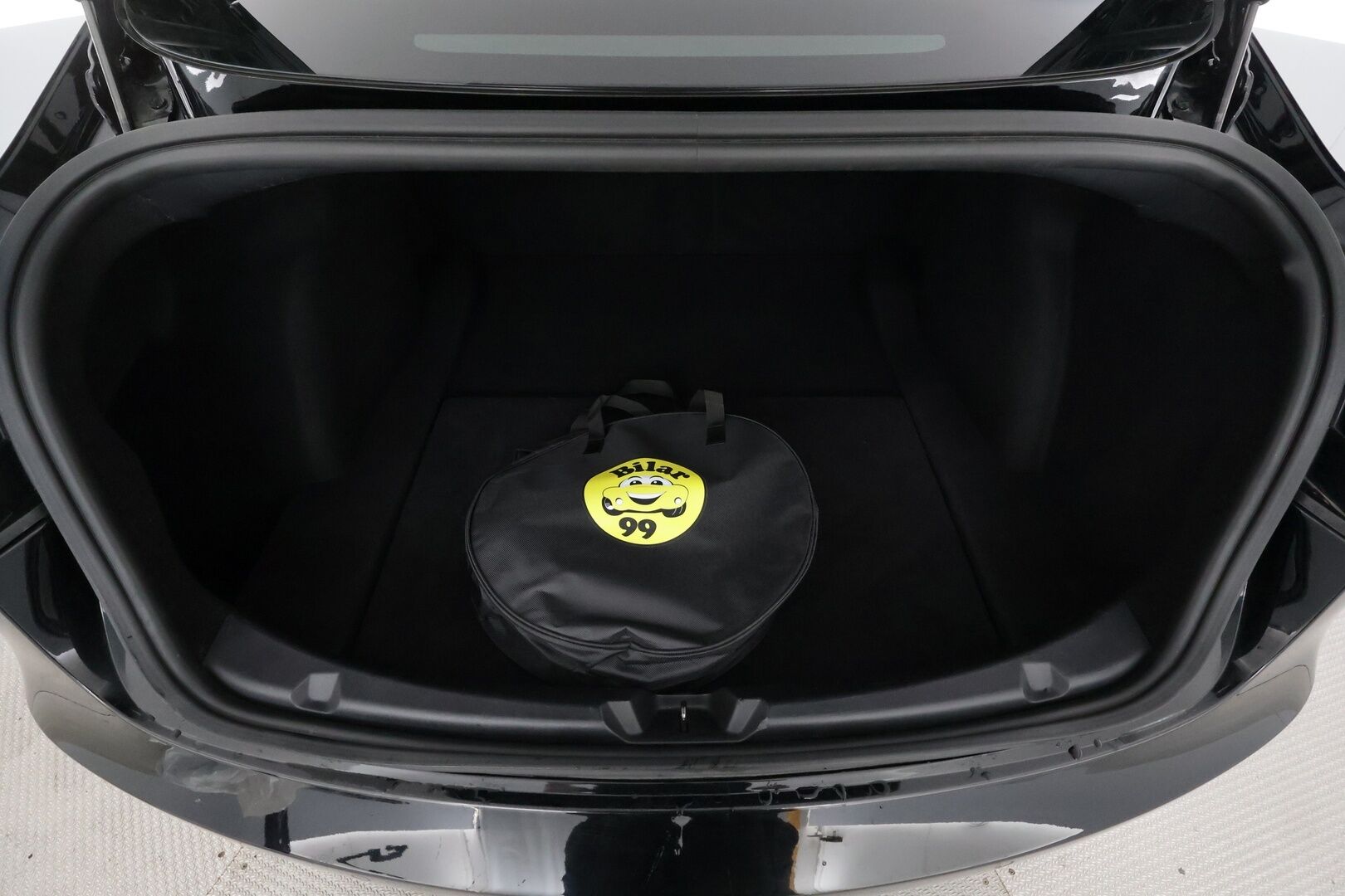 Tesla Model 3 2020 Standard Range Plus - | Lasikatto | ACC | LED | P.Kamera | Muistipenkki | Premium Speakers | Kaistavahti | Navi | Keyless | Kahdet renkaat |