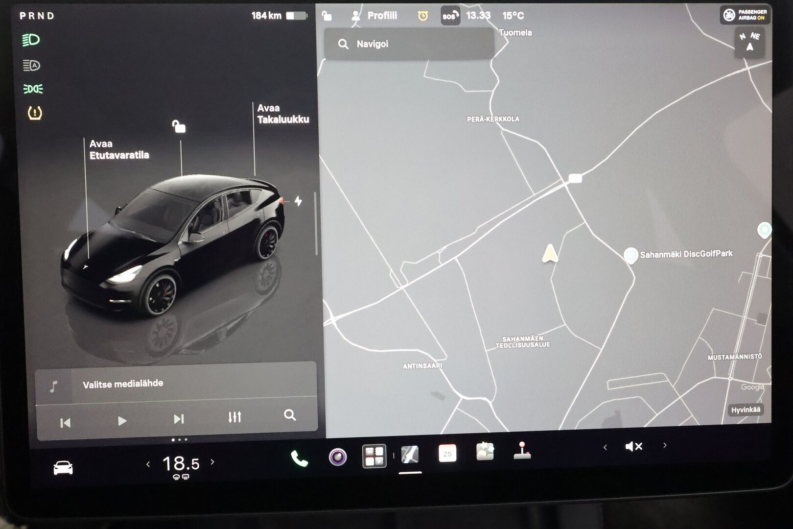 Tesla Model Y 2023 Performance - | Koukku | ILP | Lasikatto | ACC | Matrix-LED | P.Kamera | Muistipenkki | Premium Audio | Navi | Kaistavahti | Keyless | 2x Latauskaapelit |