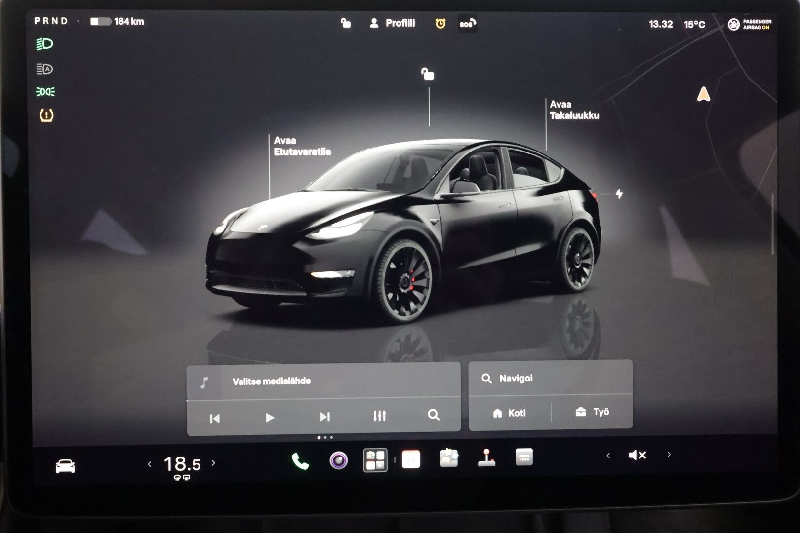 Tesla Model Y 2023 Performance - | Koukku | ILP | Lasikatto | ACC | Matrix-LED | P.Kamera | Muistipenkki | Premium Audio | Navi | Kaistavahti | Keyless | 2x Latauskaapelit |