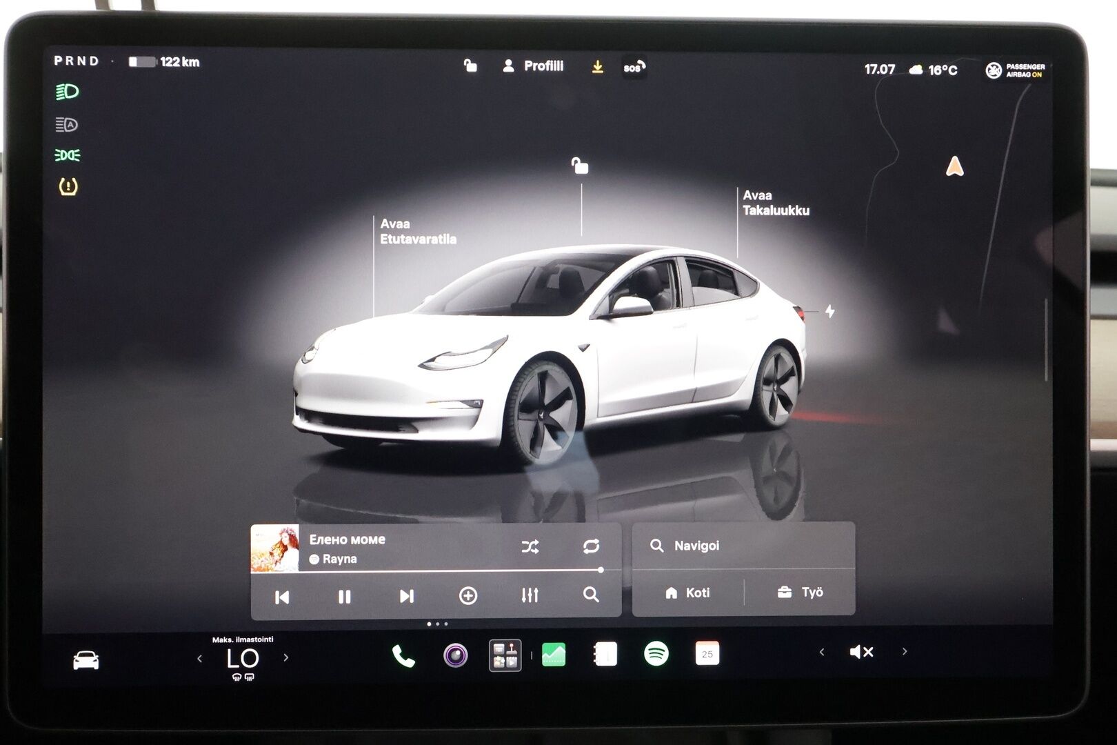 Tesla Model 3 2023 RWD - | ILP | ACC | Lasikatto | Matrix-LED | P.Kamera | Muistipenkki | Premium Speakers | Navi | Kaistavahti | Keyless |