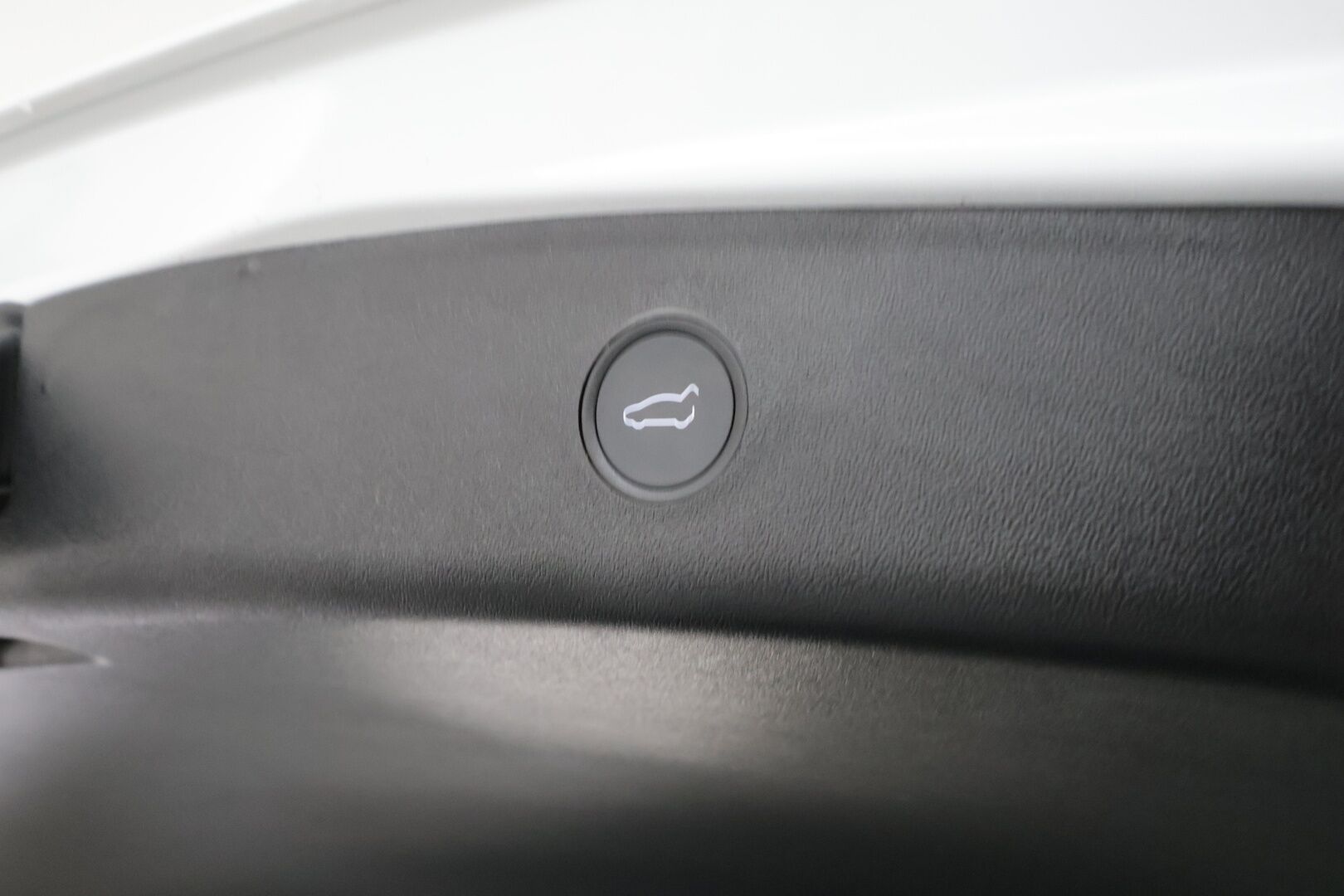 Tesla Model 3 2023 RWD - | ILP | ACC | Lasikatto | Matrix-LED | P.Kamera | Muistipenkki | Premium Speakers | Navi | Kaistavahti | Keyless |