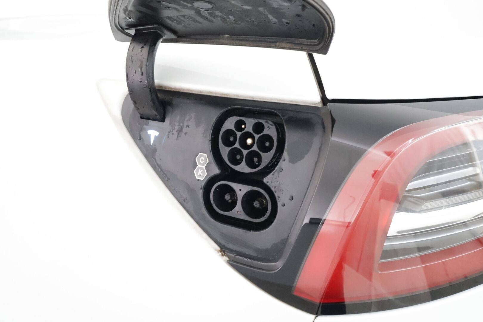 Tesla Model 3 2023 RWD - | ILP | ACC | Lasikatto | Matrix-LED | P.Kamera | Muistipenkki | Premium Speakers | Navi | Kaistavahti | Keyless |