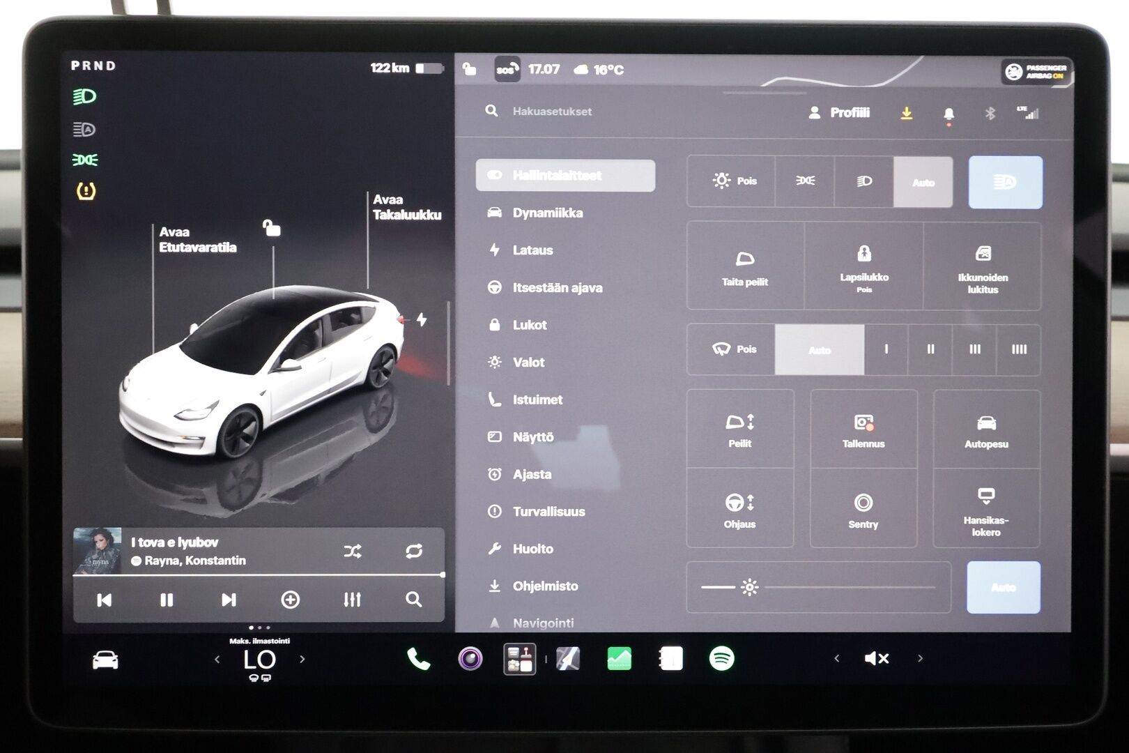 Tesla Model 3 2023 RWD - | ILP | ACC | Lasikatto | Matrix-LED | P.Kamera | Muistipenkki | Premium Speakers | Navi | Kaistavahti | Keyless |