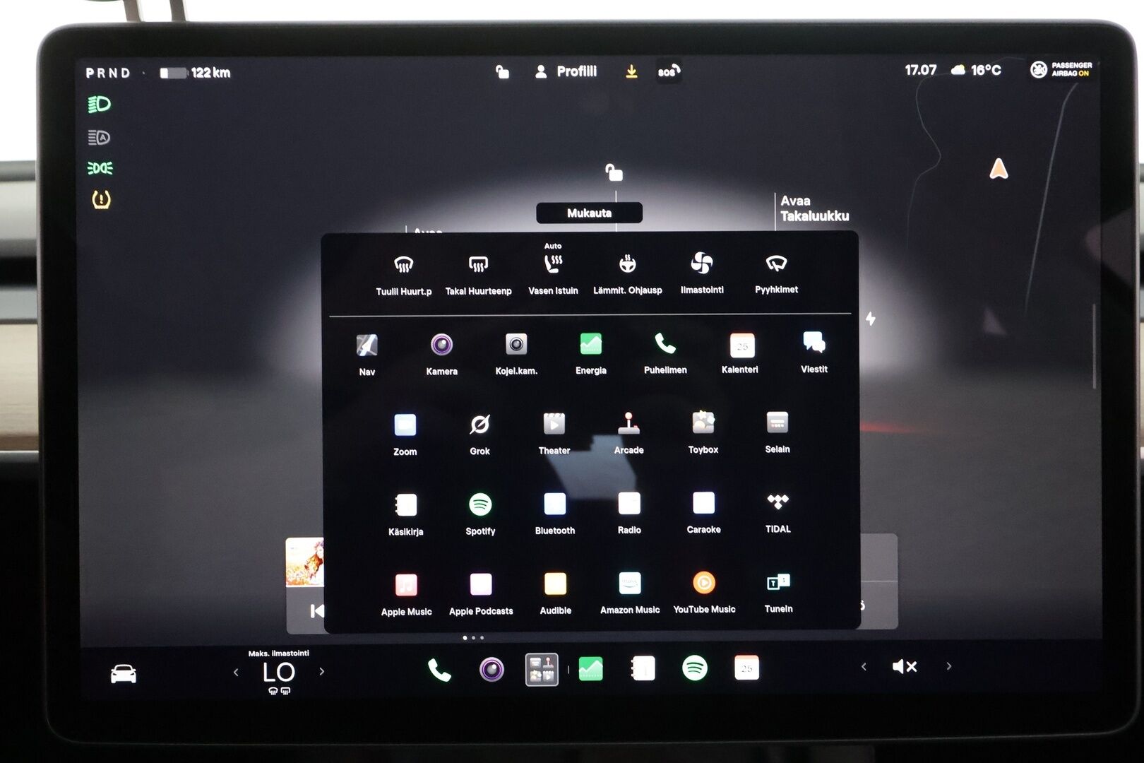 Tesla Model 3 2023 RWD - | ILP | ACC | Lasikatto | Matrix-LED | P.Kamera | Muistipenkki | Premium Speakers | Navi | Kaistavahti | Keyless |
