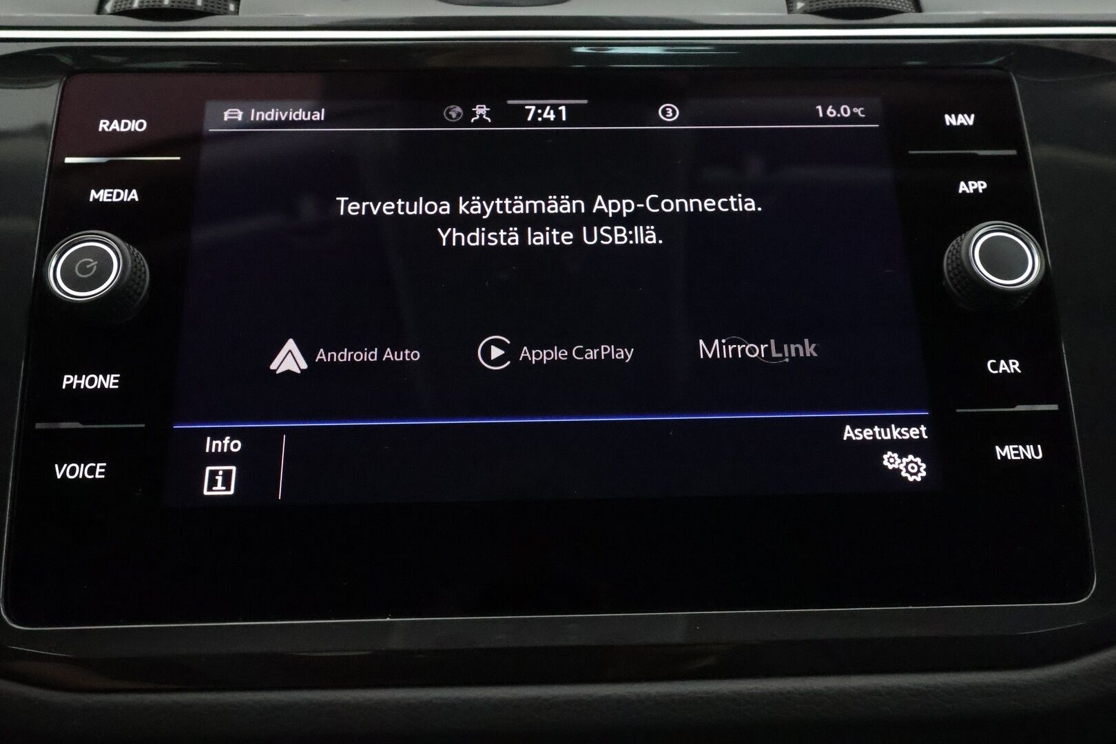 VOLKSWAGEN TIGUAN 2023 1.4TSI eHybrid 180kW DSG - | ACC | Koukku | 360° kamera | Digimittaristo | IQ.Light | Lane Assist | Apple & Android | Lämm. ratti | Sähk. takaluukku | Merkkihuollot |   