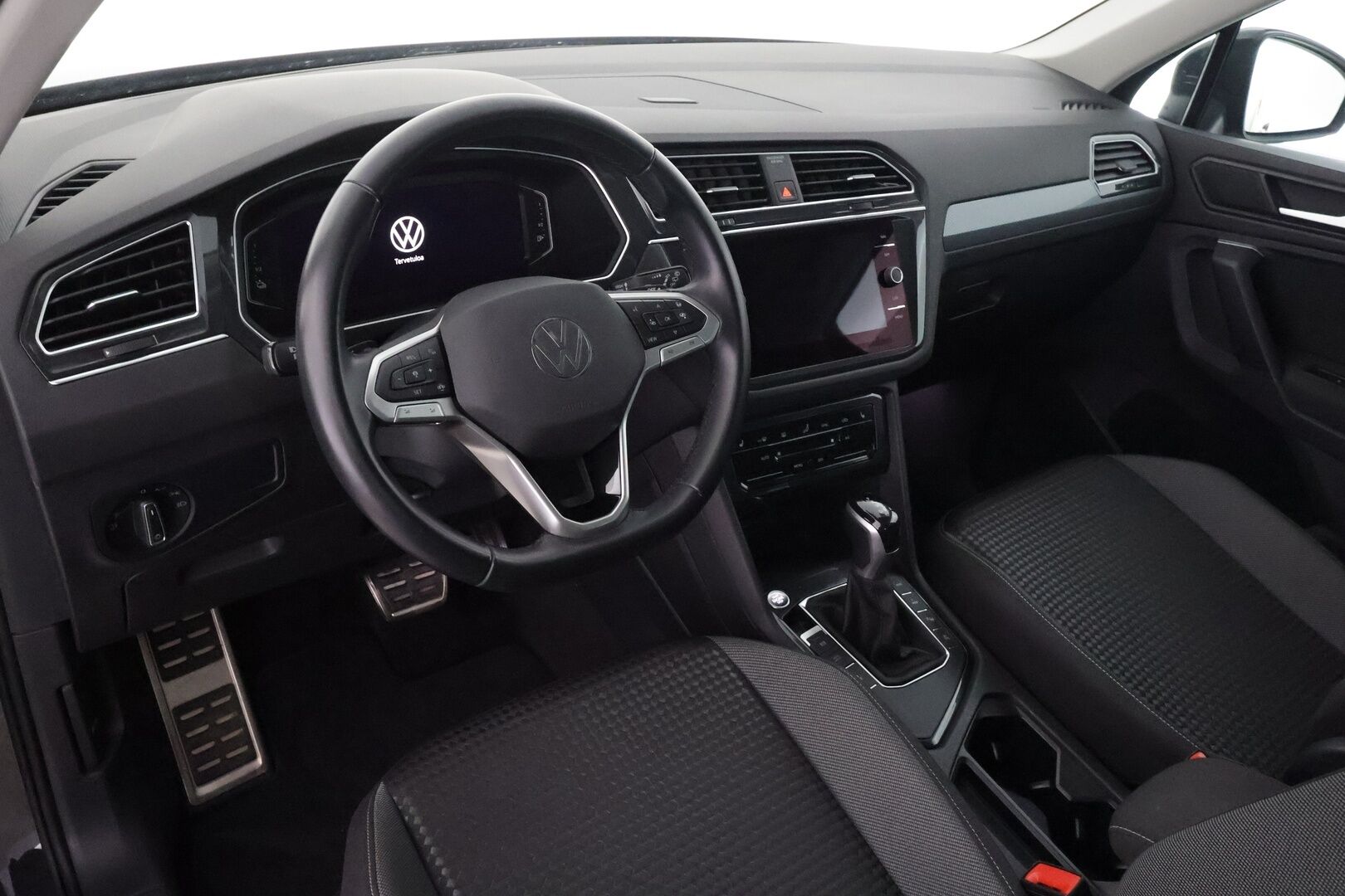 VOLKSWAGEN TIGUAN 2023 1.4TSI eHybrid 180kW DSG - | ACC | Koukku | 360° kamera | Digimittaristo | IQ.Light | Lane Assist | Apple & Android | Lämm. ratti | Sähk. takaluukku | Merkkihuollot |   
