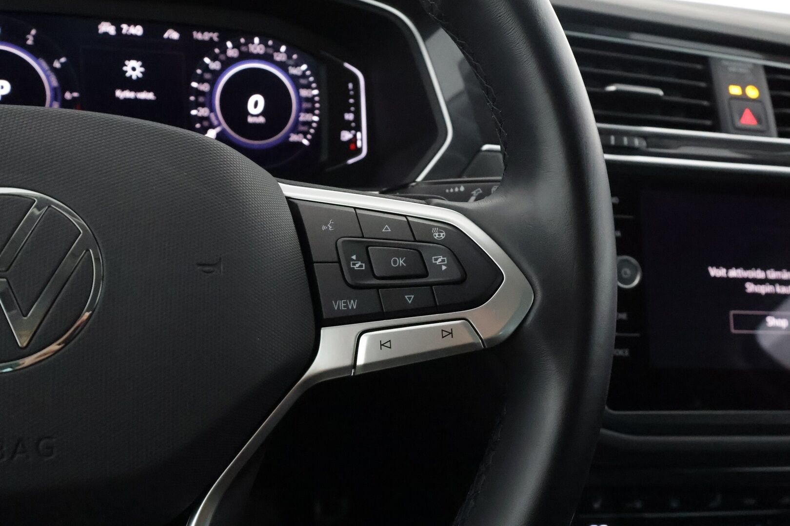 VOLKSWAGEN TIGUAN 2023 1.4TSI eHybrid 180kW DSG - | ACC | Koukku | 360° kamera | Digimittaristo | IQ.Light | Lane Assist | Apple & Android | Lämm. ratti | Sähk. takaluukku | Merkkihuollot |   