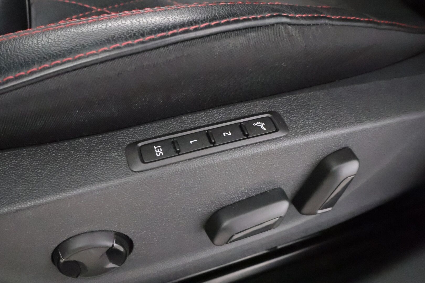 SKODA OCTAVIA 2023 Combi 1.4 TSI PHEV RS iV DSG Autom. - Canton | HUD | ACC | Matrix-LED | P.kamera | Hierovat Sporttipenkit Muistilla | Navi | Kaistavahti | Keyless | Merkkihuollot | Kahdet renkaat Skodan aluumiinivanteilla