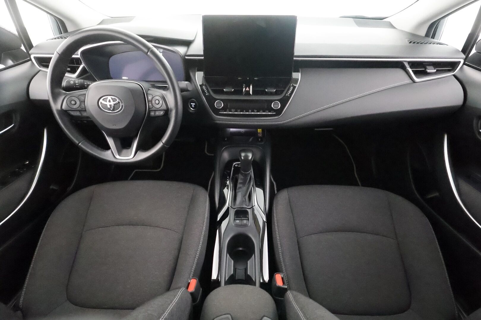 TOYOTA COROLLA 2024 Sedan 1,8 Hybrid Launch Edition - | ACC | LED | P.Kamera | Digimittaristo | PDA | Apple&Android | Kaistavahti | Keyless | Merkkihuollot |