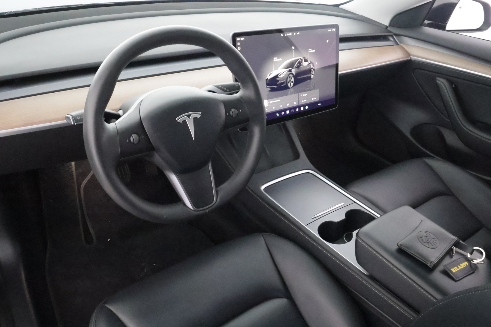 TESLA MODEL 3 2023 Long Range Dual Motor - | ACC | ILP | Matrix | Ryzen | Lasikatto | Muistipenkki | Sähkönahat | Premium audio | P.kamera | Autosteer | 2x renkaat aluin | ALV | 