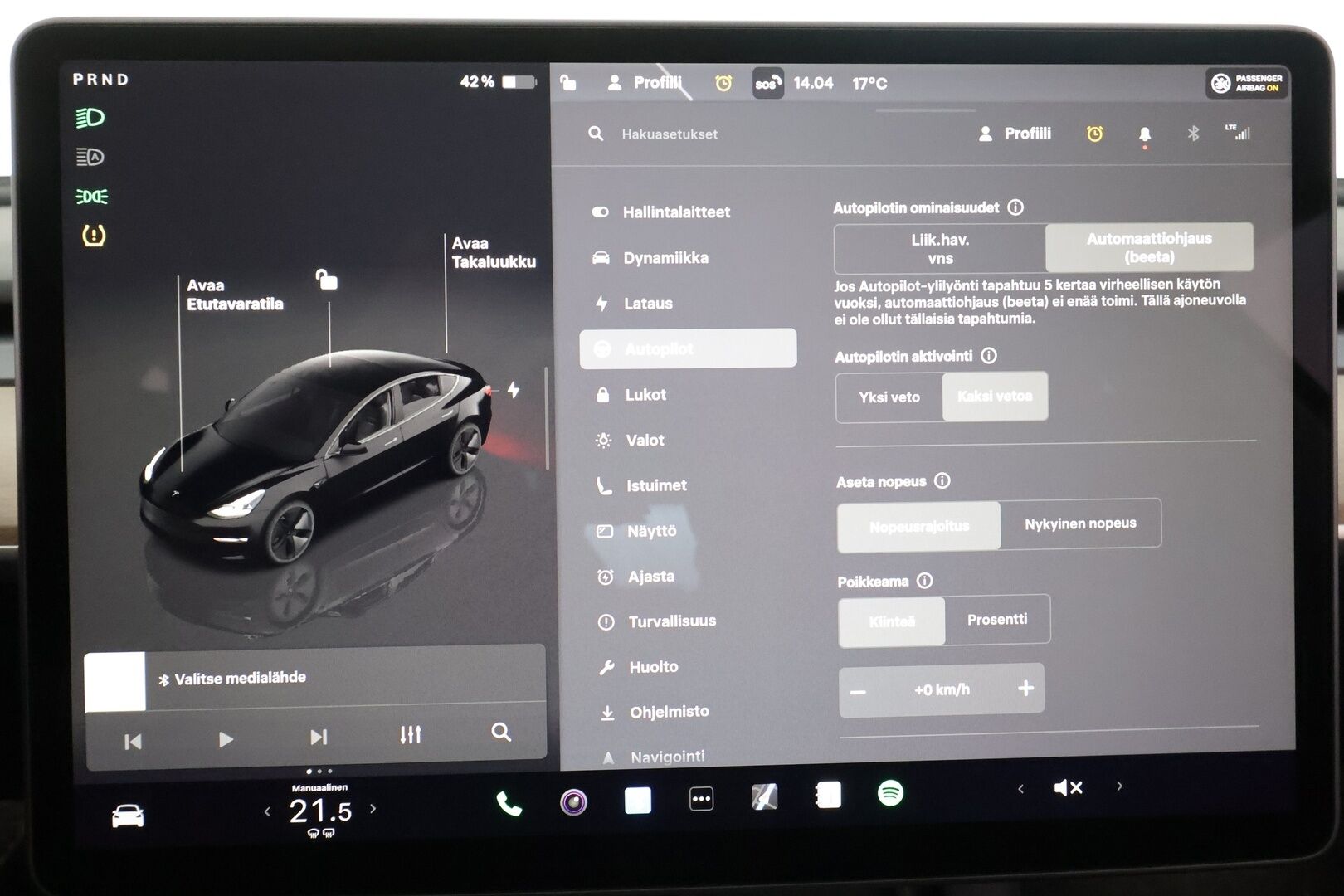 TESLA MODEL 3 2023 Long Range Dual Motor - | ACC | ILP | Matrix | Ryzen | Lasikatto | Muistipenkki | Sähkönahat | Premium audio | P.kamera | Autosteer | 2x renkaat aluin | ALV | 