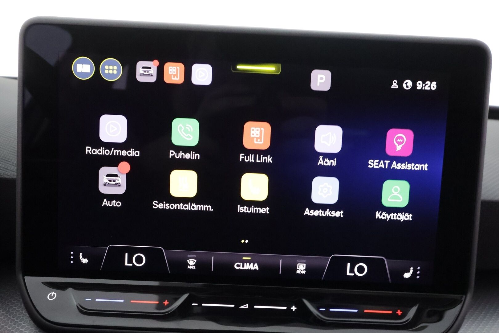 Seat Leon Sportstourer 2025 1.5 eTSI 116 Style DSG - | Vakkari | Pa-Lisälämmitin | Koukku | P.tutkat | LED | Digimittaristo | Ratinlämmitys | Navi | Apple&Android | Kahdet Renkaat |