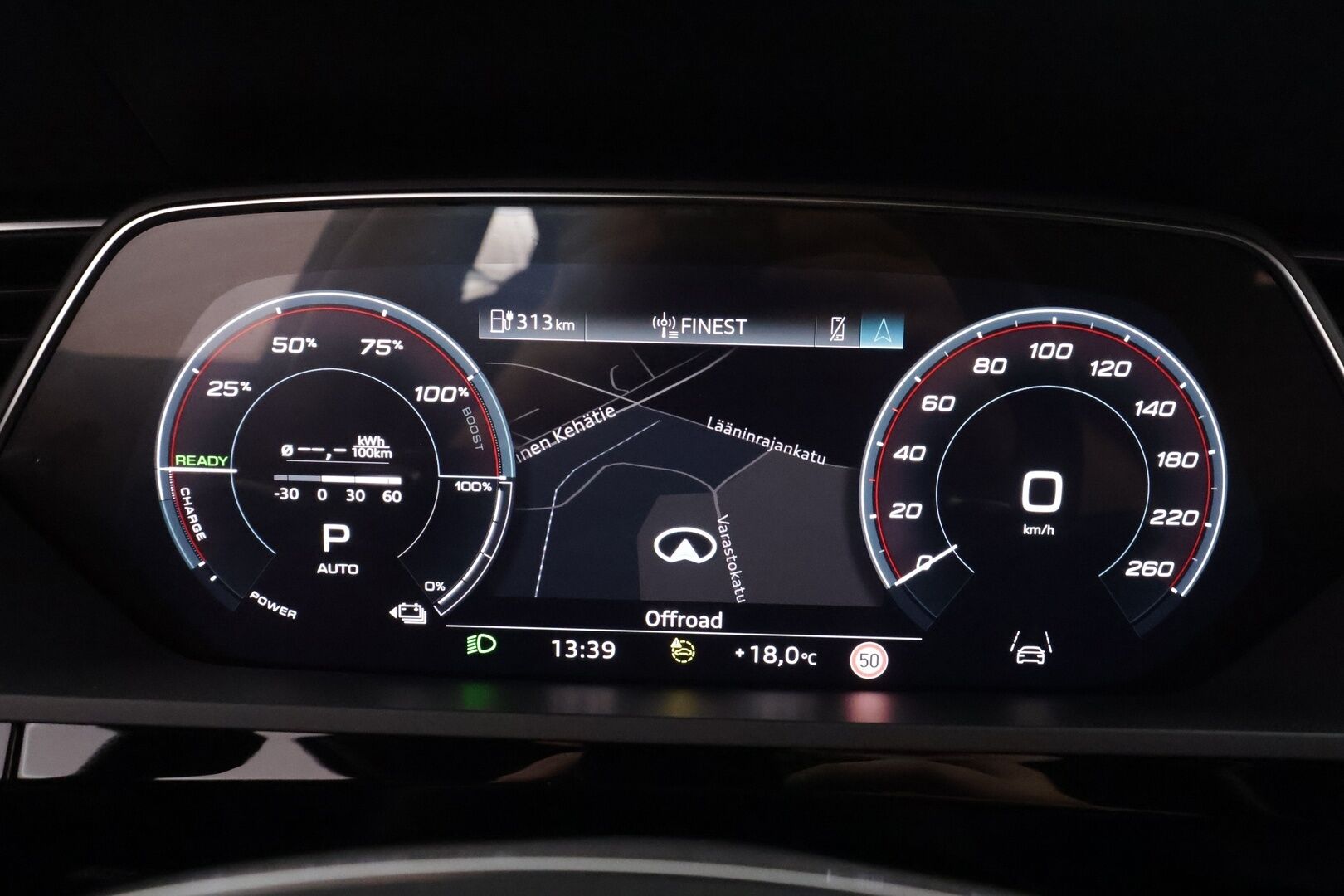 AUDI E-TRON 2022 Sportback S line quattro 55 300kW - | ACC | Lisälämmitin | P.Kamera | Sporttinahat | LED | HUD | Keyless | Apple&Android | Merkkihuollettu | Kahdet Renkaat |