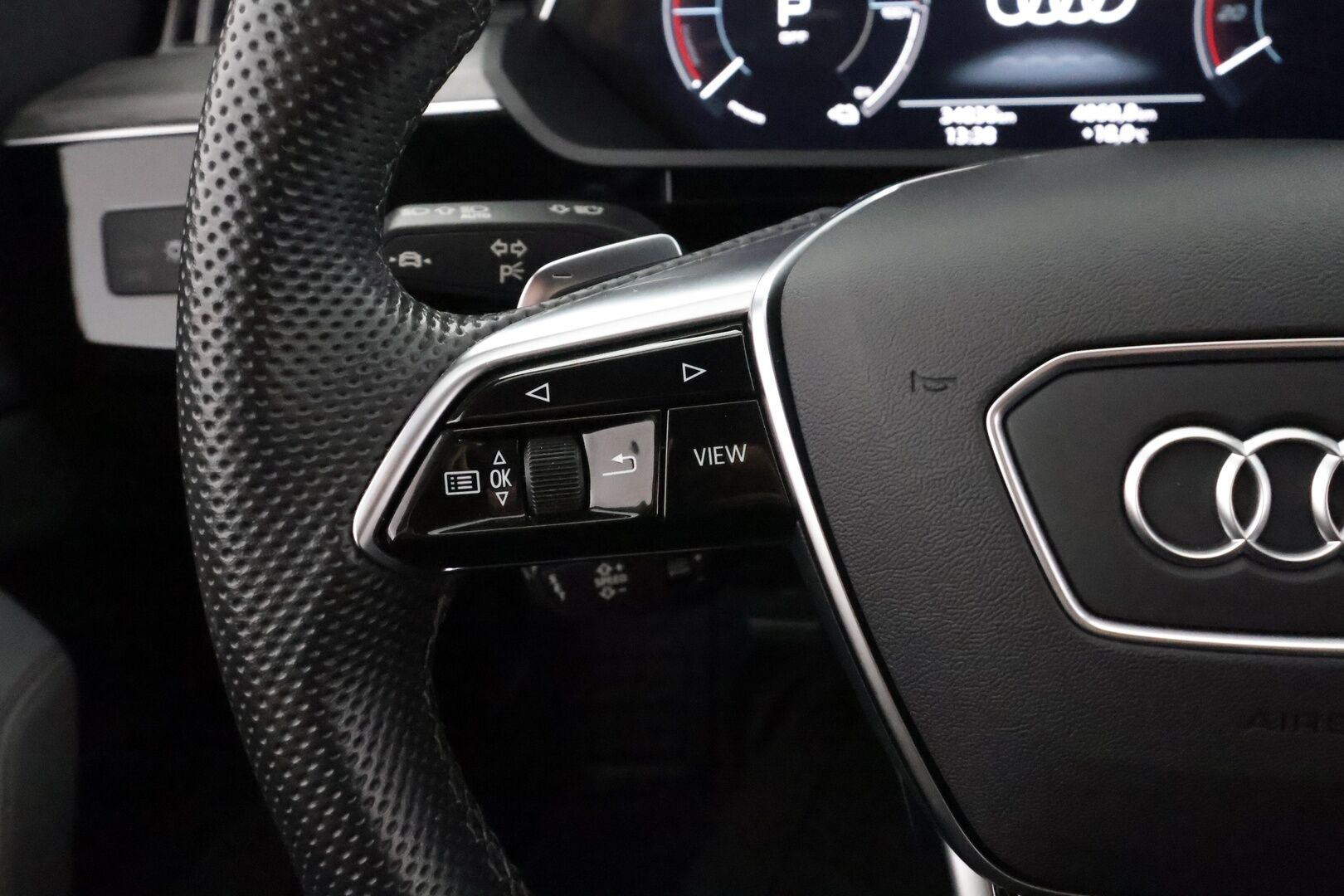 AUDI E-TRON 2022 Sportback S line quattro 55 300kW - | ACC | Lisälämmitin | P.Kamera | Sporttinahat | LED | HUD | Keyless | Apple&Android | Merkkihuollettu | Kahdet Renkaat |