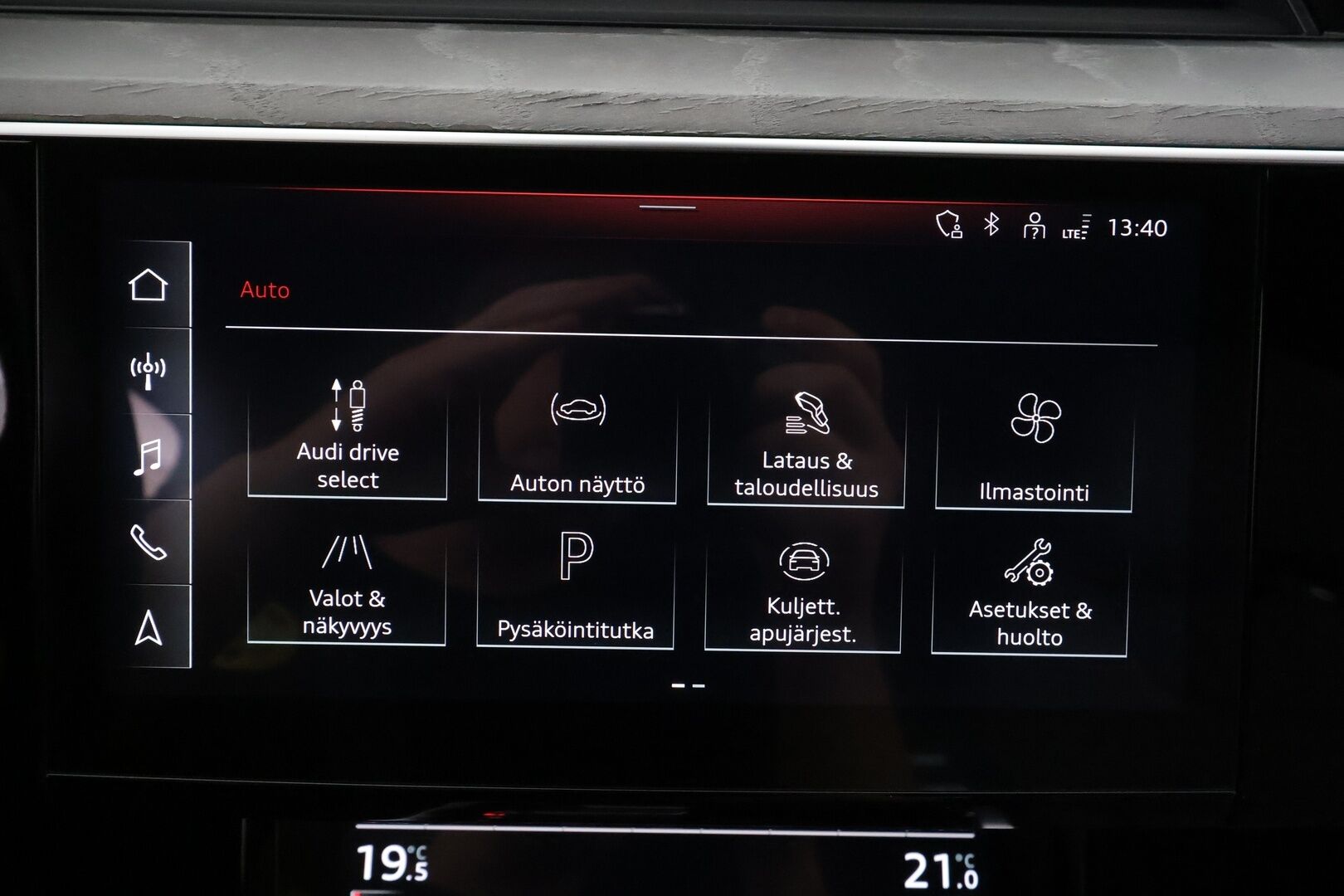 AUDI E-TRON 2022 Sportback S line quattro 55 300kW - | ACC | Lisälämmitin | P.Kamera | Sporttinahat | LED | HUD | Keyless | Apple&Android | Merkkihuollettu | Kahdet Renkaat |