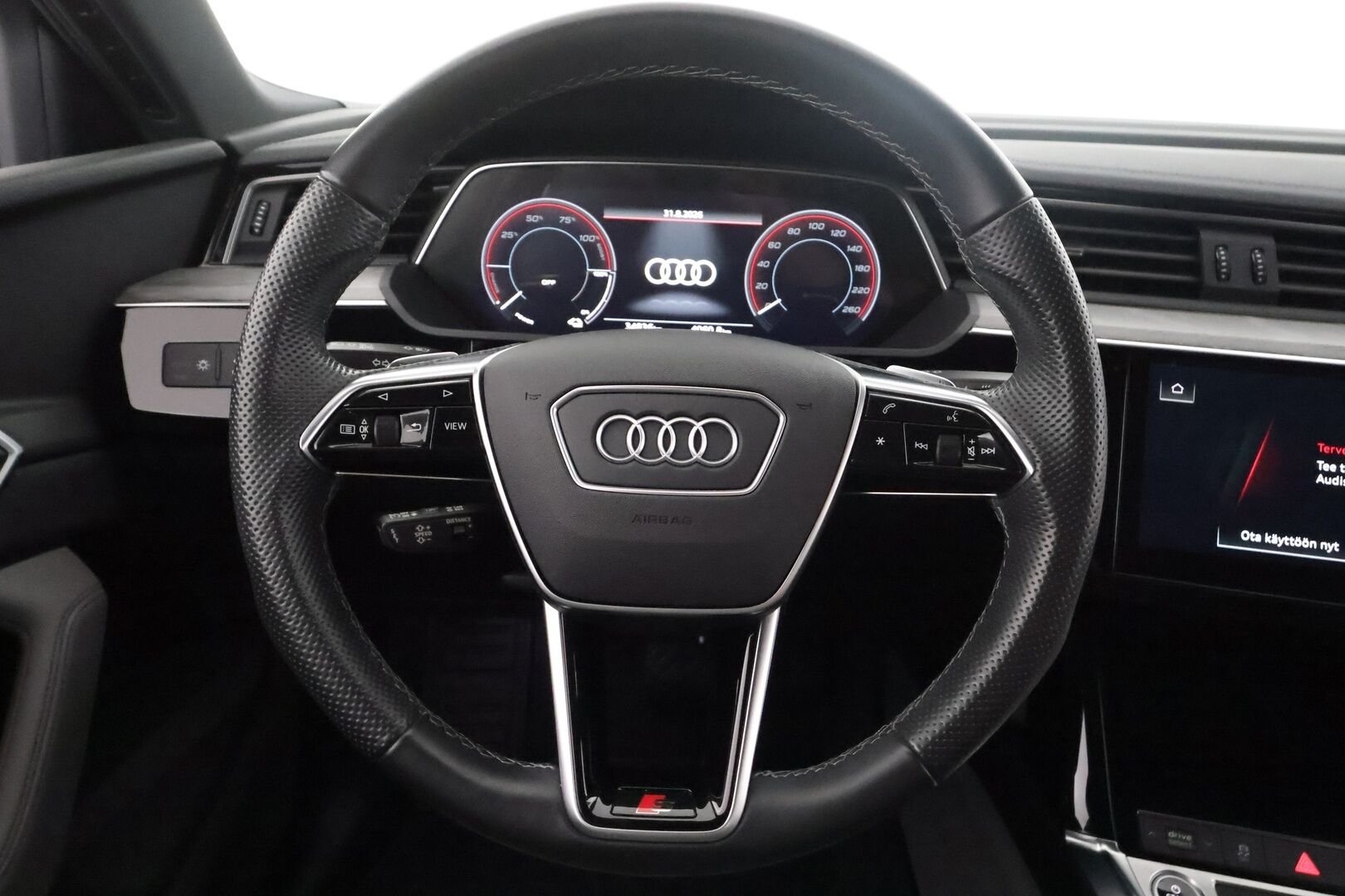 AUDI E-TRON 2022 Sportback S line quattro 55 300kW - | ACC | Lisälämmitin | P.Kamera | Sporttinahat | LED | HUD | Keyless | Apple&Android | Merkkihuollettu | Kahdet Renkaat |