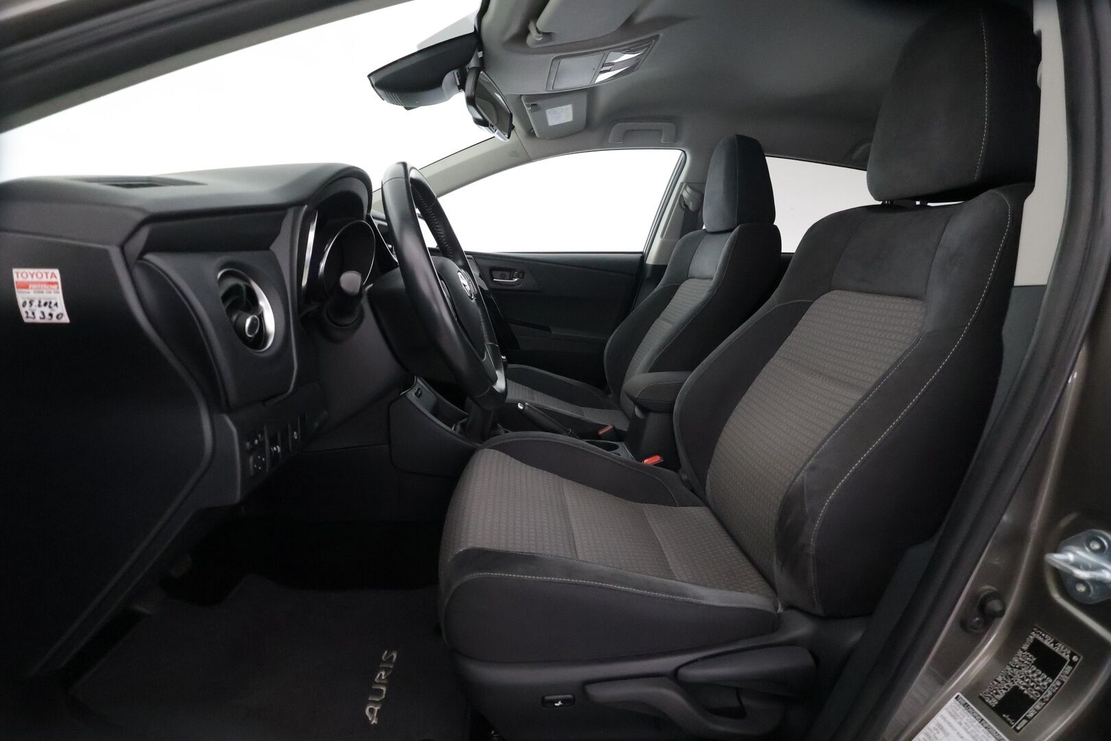 TOYOTA AURIS 2019 Hatchback 1,2 T Active - | P.Kamera | Kaistavahti | Koukku | Keyless | Vakkari | Facelift | Bluetooth | Kahdet renkaat |