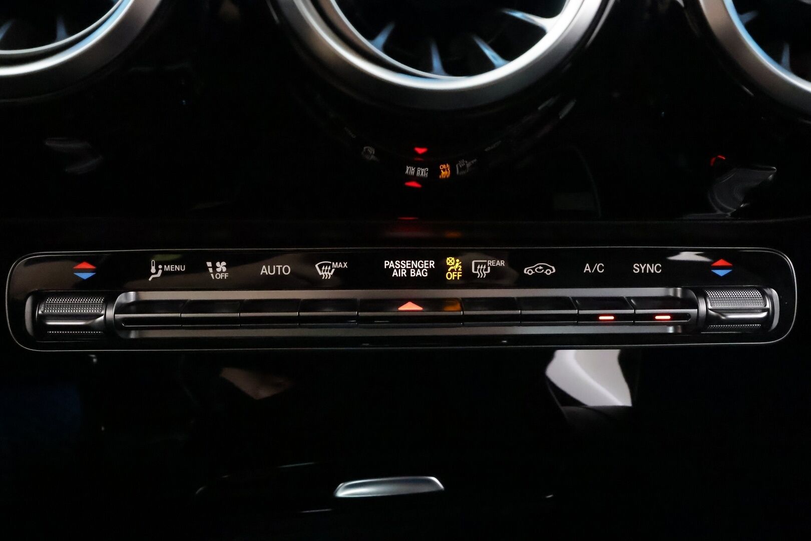 Mercedes-Benz A 2022 180 A Business - | Vakkari | Widescreen | High Performance LED | Nahat | P.Kamera | Navi | Keyless | Apple&Android | 