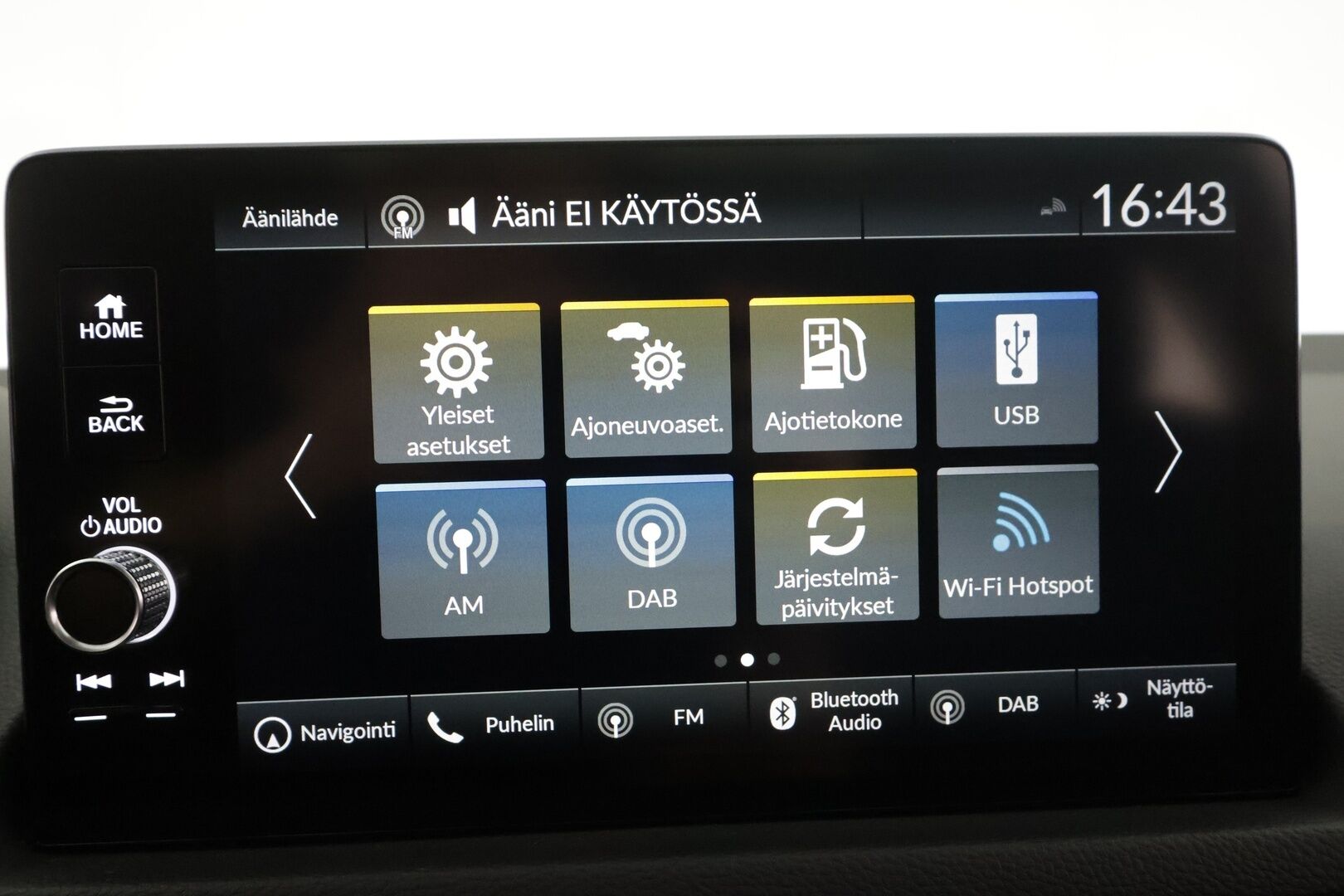 Honda Civic 2023 Hybrid Advance - | ACC | Panorama | BOSE | Nahkaverhoilu | Sähköpenkit | LKA | BSM | Keyless | P.kamera | LED | Digimittaristo | Apple & Android | Merkkihuollot | 