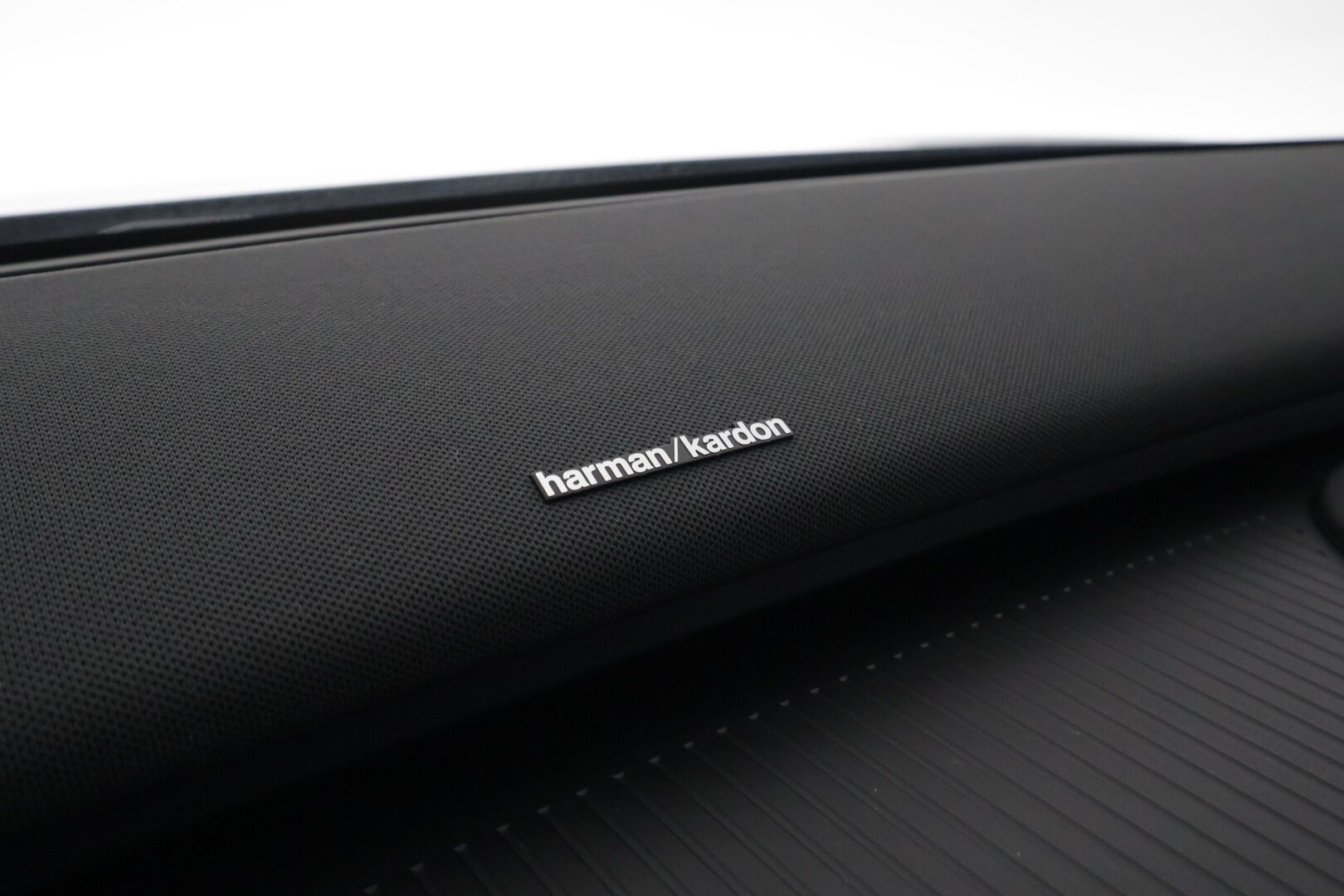 Volvo EX30 2024 Twin Performance Ultra - | ACC | ILP | Lasikatto | H/K | Sähköpenkit | 360-Kamera | Keyless | Apple&Android | Kahdet Renkaat | Merkkihuollettu |