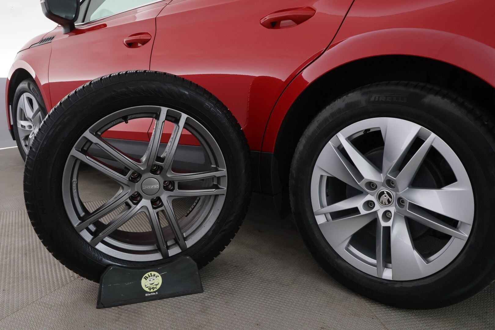 SKODA ENYAQ 2023 iV80X 265hv Convenience Plus - | ACC | ILP | Koukku | Matrix-LED | P.kamera | Puolinahat | Muistipenkki | Keyless | Apple&Android | Kahdet Renkaat | Merkkihuollettu |