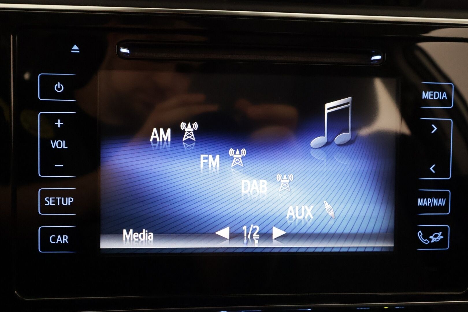 TOYOTA AURIS 2019 Hatchback 1,2 T Active - | Facelift | Merkkihuollettu | P.kamera | Keyless | Vakkari | Kaistavahti | PCS | RSA | Bluetooth | Penkinlämmittimet | Aut. pitkät | Aut. ilmastointi |