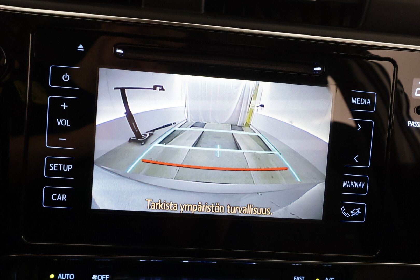 TOYOTA AURIS 2019 Hatchback 1,2 T Active - | Facelift | Merkkihuollettu | P.kamera | Keyless | Vakkari | Kaistavahti | PCS | RSA | Bluetooth | Penkinlämmittimet | Aut. pitkät | Aut. ilmastointi |